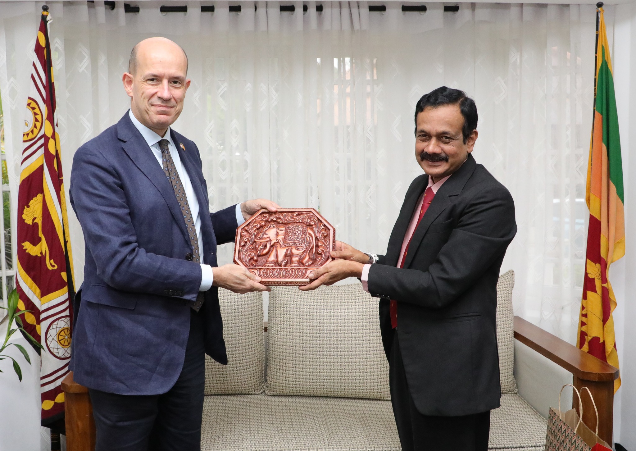  ‘අතිපූජ්‍ය මහෝපාධ්‍යාය පදවිය’ පිරිනමන ලද වූ අක්ත පත්‍ර ප්‍රදානය කිරීමේ පුණ්‍යත්සවය