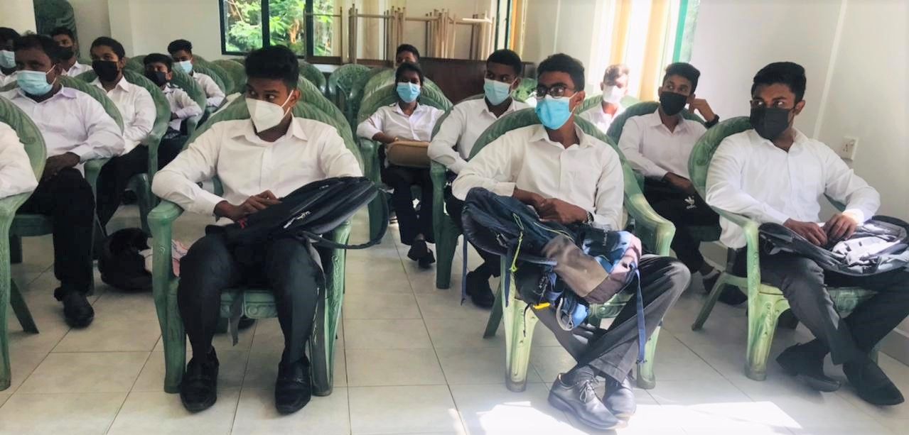 REDA මගින් පාඨමාලා රාශියක් ක්රියාත්මක කෙරේ.