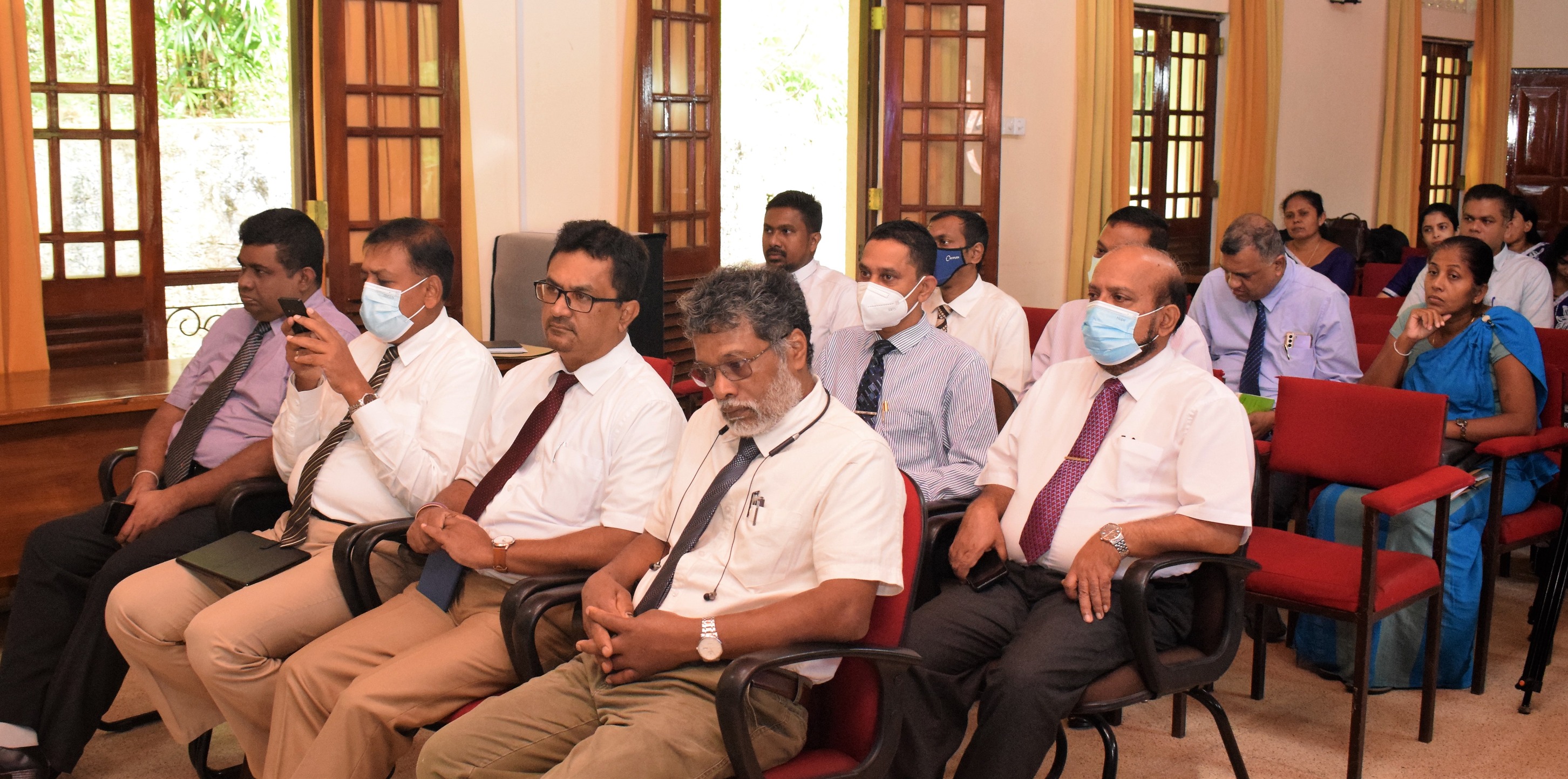 ශාසන කීර්ති ශ්රී දේශාභිමානී ගෞරව සම්මානය සත්ය වශයෙන්ම මධ්යම පළාතේ අභිවෘද්ධිය වෙනුවෙන් ප්රධාන ලේකම් ගාමිණී රාජරත්න මහතා ඇතුළු නිලධාරීන් ගත් සාධනීය ක්රියාමාර්ග වෙනුවෙන් පිරිනැමුණු ගෞරව සම්මානයක්.