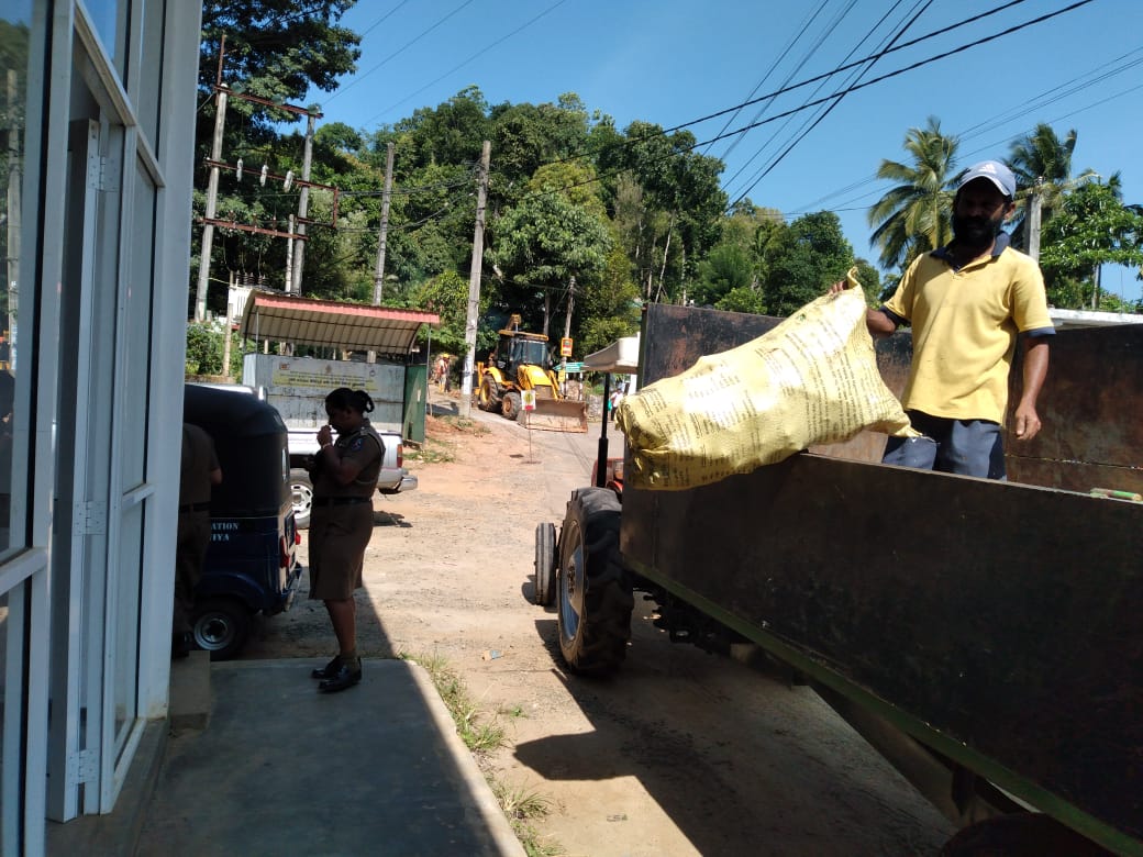 කුරුදුගහමඩ නොදිරන කසළ එකතු කිරිමේ මධ්යස්ථානය විවෘත කිරිම