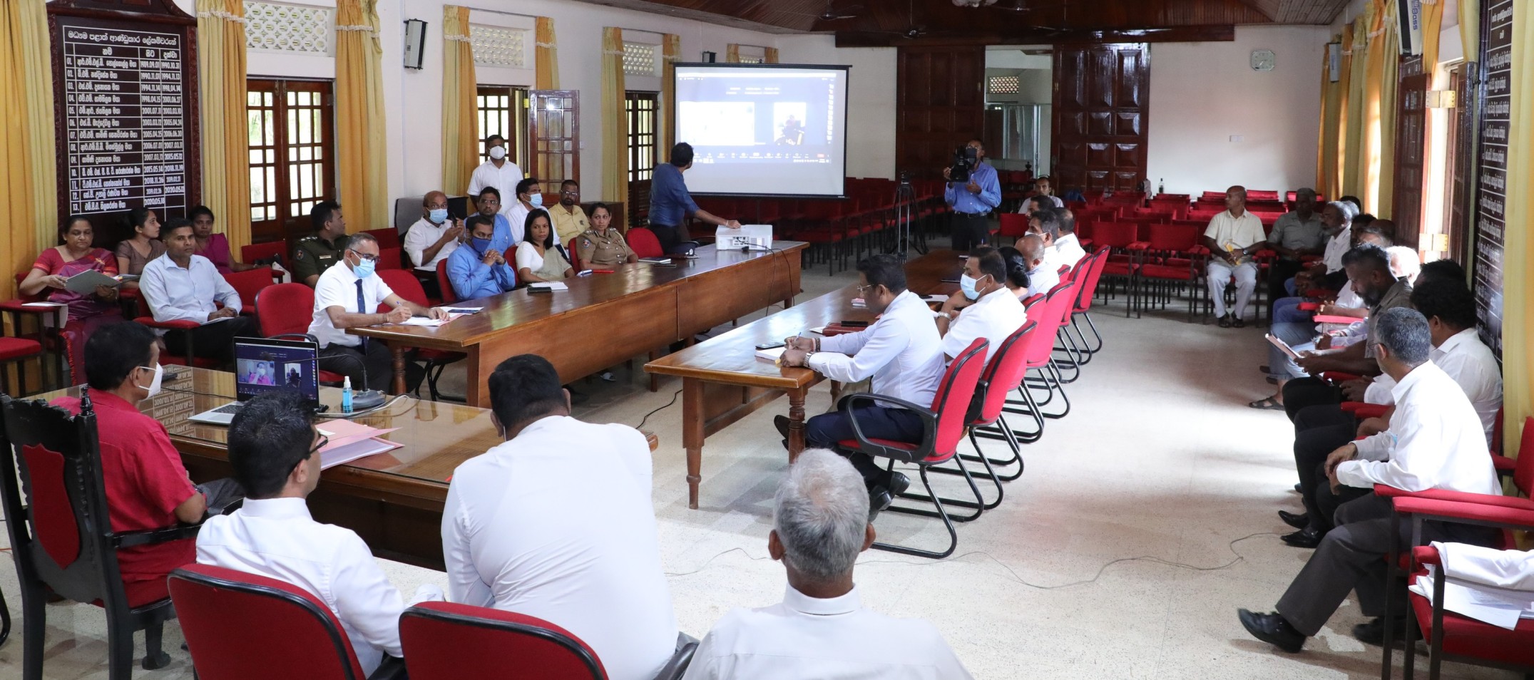 මහනුවර නගරයේ ත්රි රෝද රථ නියාමනයට ඒකාබද්ධ වැඩපිළිවෙලක්.
