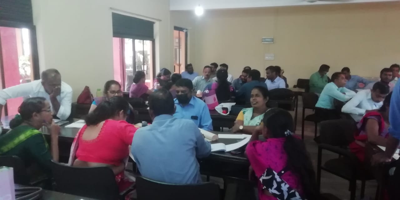 කසළ කළමනාකරණය පිළිබඳ ජාතික ප්රතිපත්තියට අනුකූලව උපාය මාර් ගික සැළසුම් සකස් කිරීම .