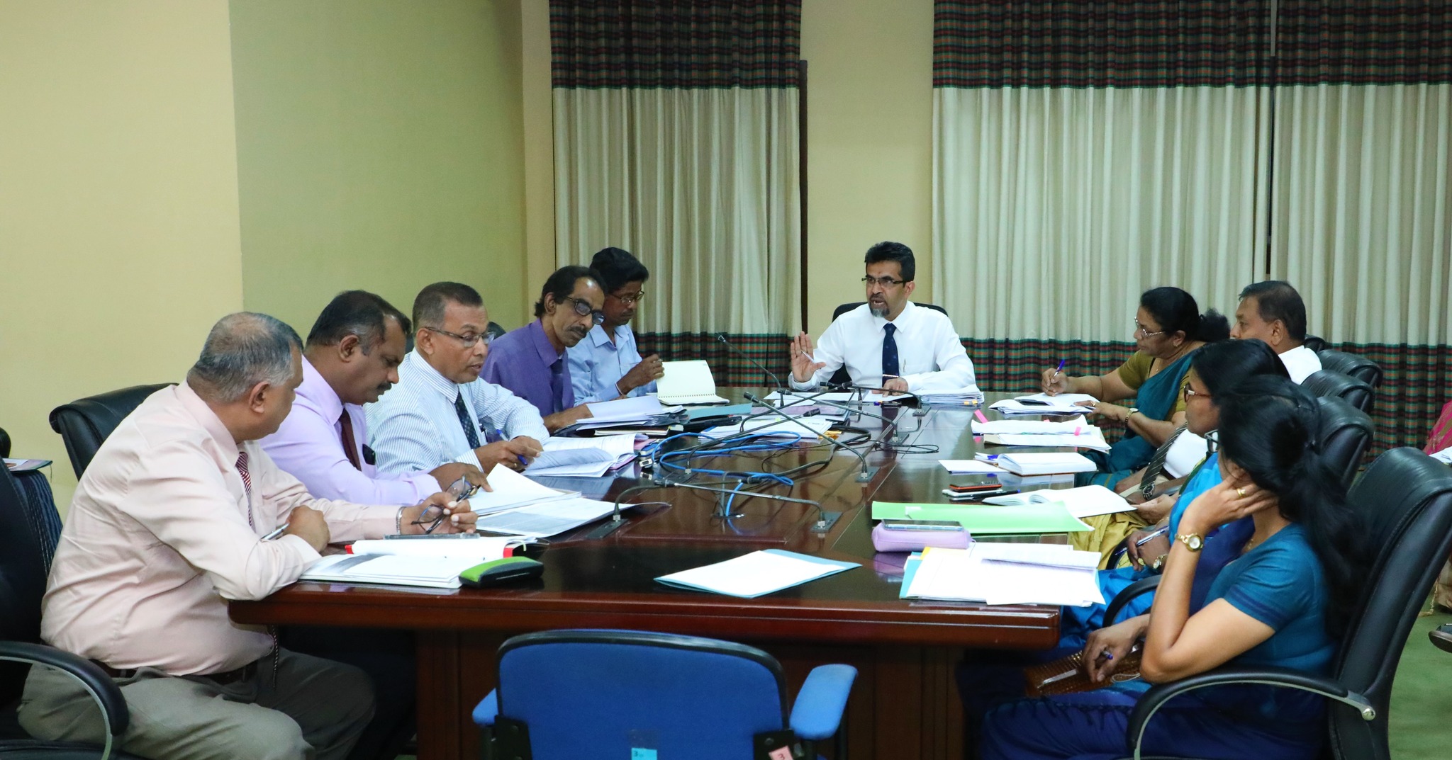 මධ්යම පළාත් ප්රධාන හා අධ්යාපන අමාත්යාංශයේ ප්රගති පාලන රැස්වීම