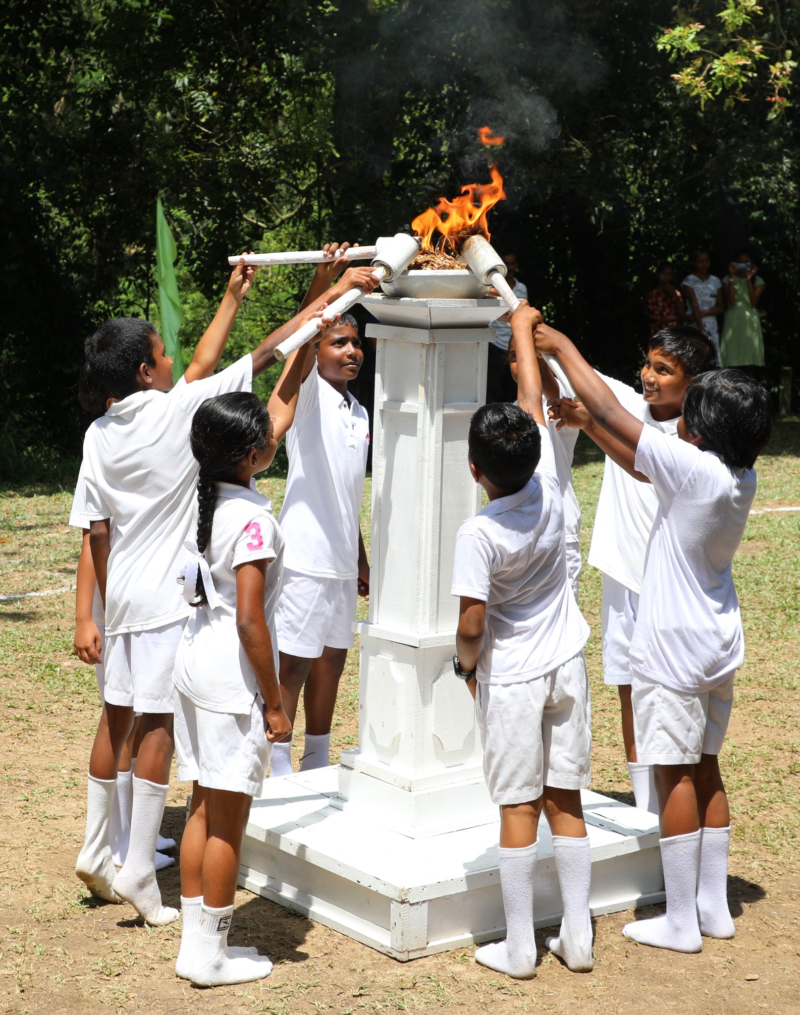 නරේන්ද්රසිංහ ප්රාථමික විද්යාලයේ නිවාසාන්ත ක්රීඩා උළෙල.