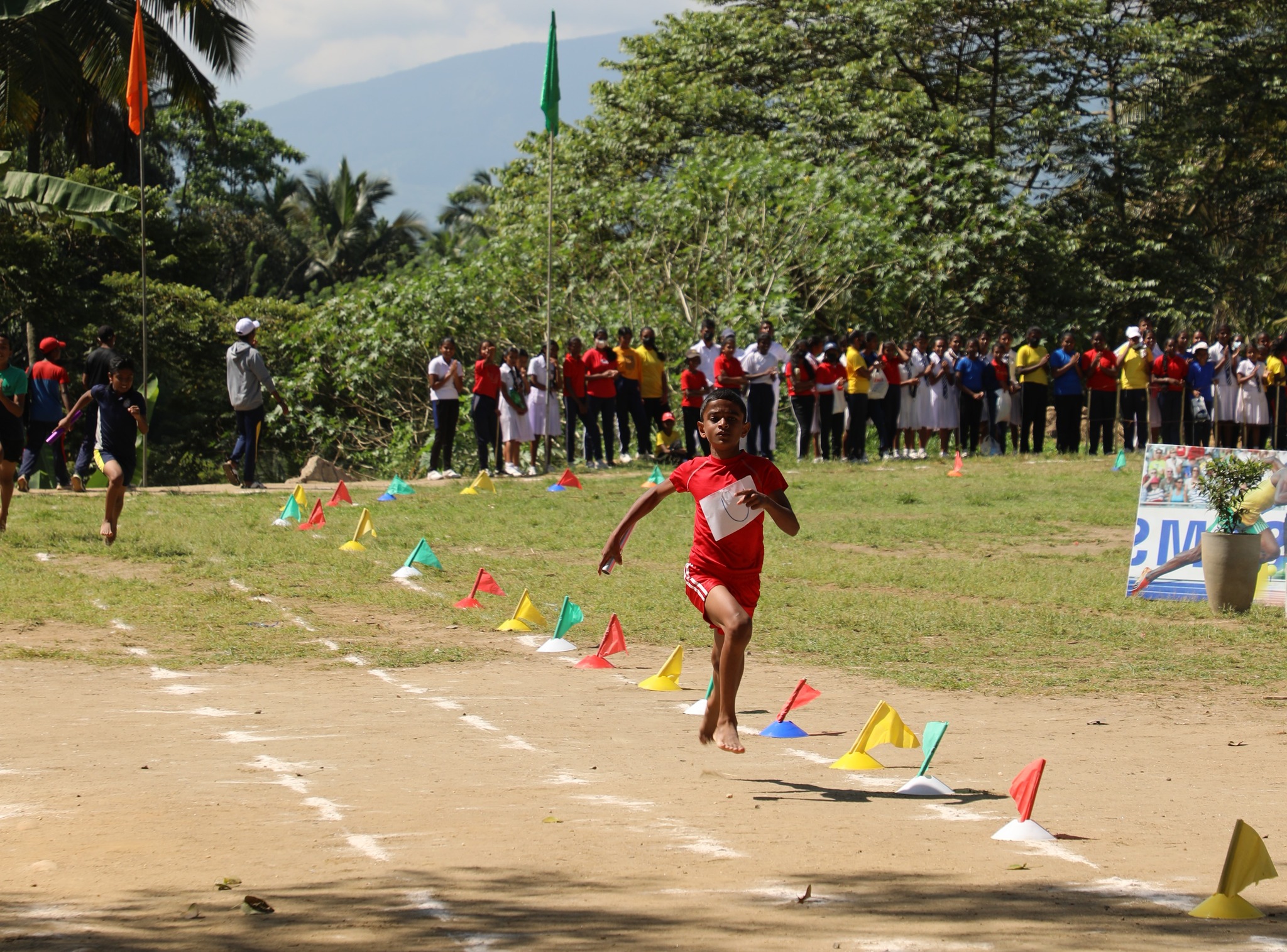 දුම්බර මිටියාවතේ පිලවල මහා විද්යාලයේ ( ජාතික පාසලේ ) 2023 වර්ෂයේ නිවාසාන්තර ක්රීඩා උළෙල.