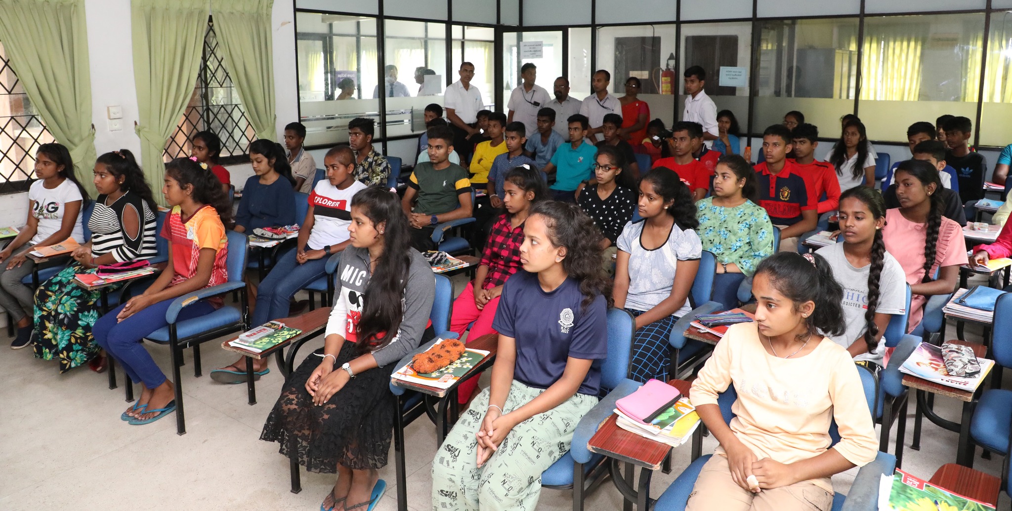 අධ්යාපන පොදු සහතික පත්ර සාමාන්ය පෙළ විභාගය සදහා පෙනී සිටින සිසුන් වෙනුවෙන් ගණිතය හා විද්යාව වැනි විෂයයන් ආවරණය කරමින් දැනුම ලබාදීමේ නේවාසික කදවුරක්.