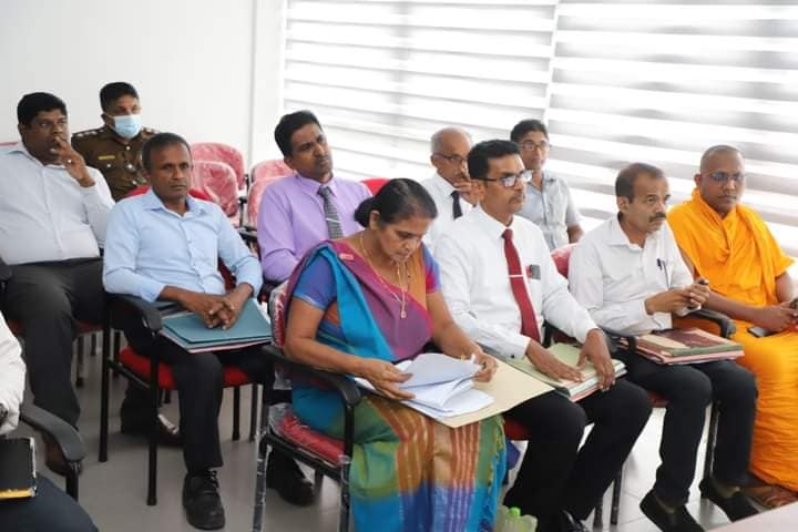 උකුවෙල කුරිවේල මහින්ද රාජපක්ෂ නවෝද්යා විද්යාලය හා හමීඩියා විද්යාලය අතර කලක පටන් විදුහල් භුමිය පිළිබද ගැටලුව නිරාකරණය කිරීමට පියවර .