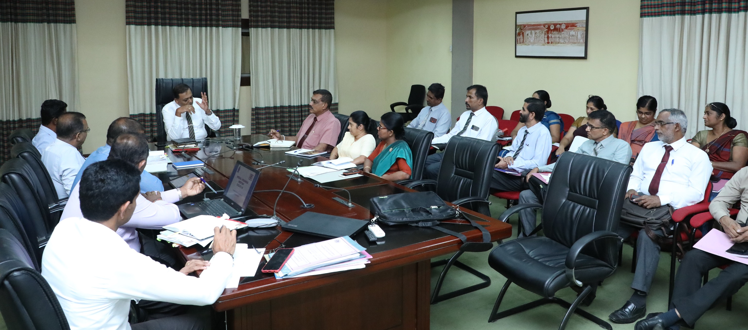 අධ්යාපනයේ සම අයිතීන් සෑම දරුවෙකුටම ලබාදීම අප සැමගේ යුතුකමක්-පළාත් ප්රධාන හා අධ්යාපන අමාත්යංශයේ ලේකම් මේනක හේරත් මහතා