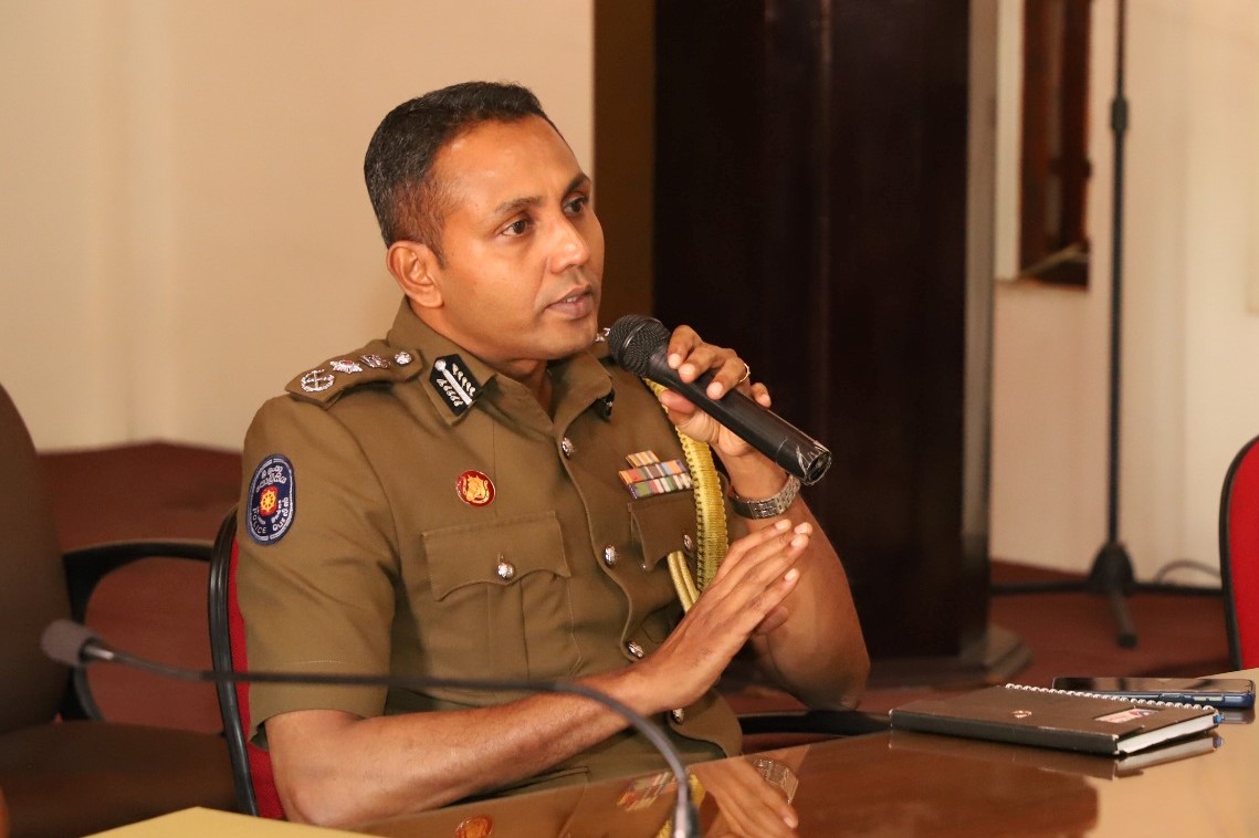 මහනුවර නගරයේ රථවාහන තදබදයට විසඳුම් සොයයි.