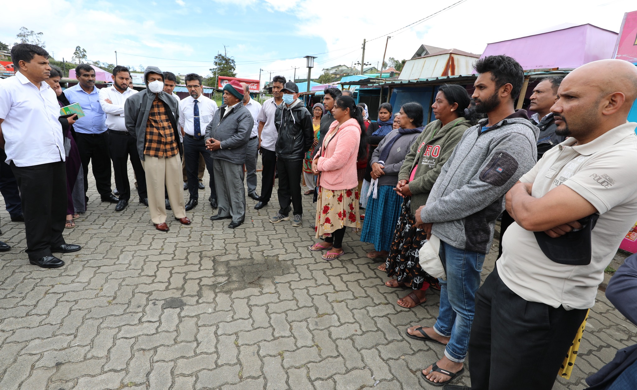 ග්රෙගරි වැව ආශ්රිත සංචාරක කලාපය පුළුල් කිරීමට ආණ්ඩුකාරවරයාගෙන් උපදෙස්.