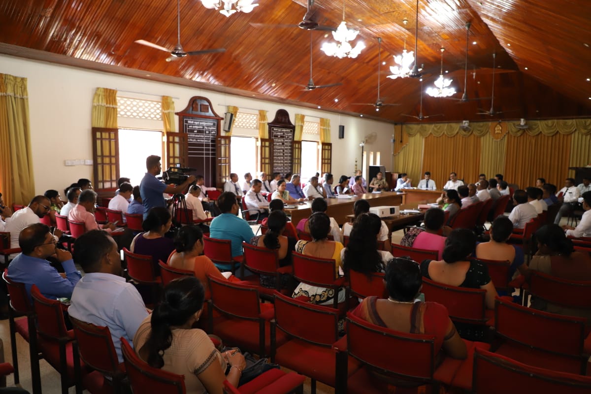 කර්මාන්ත ප්රදර්ශනය මහනුවරදී.