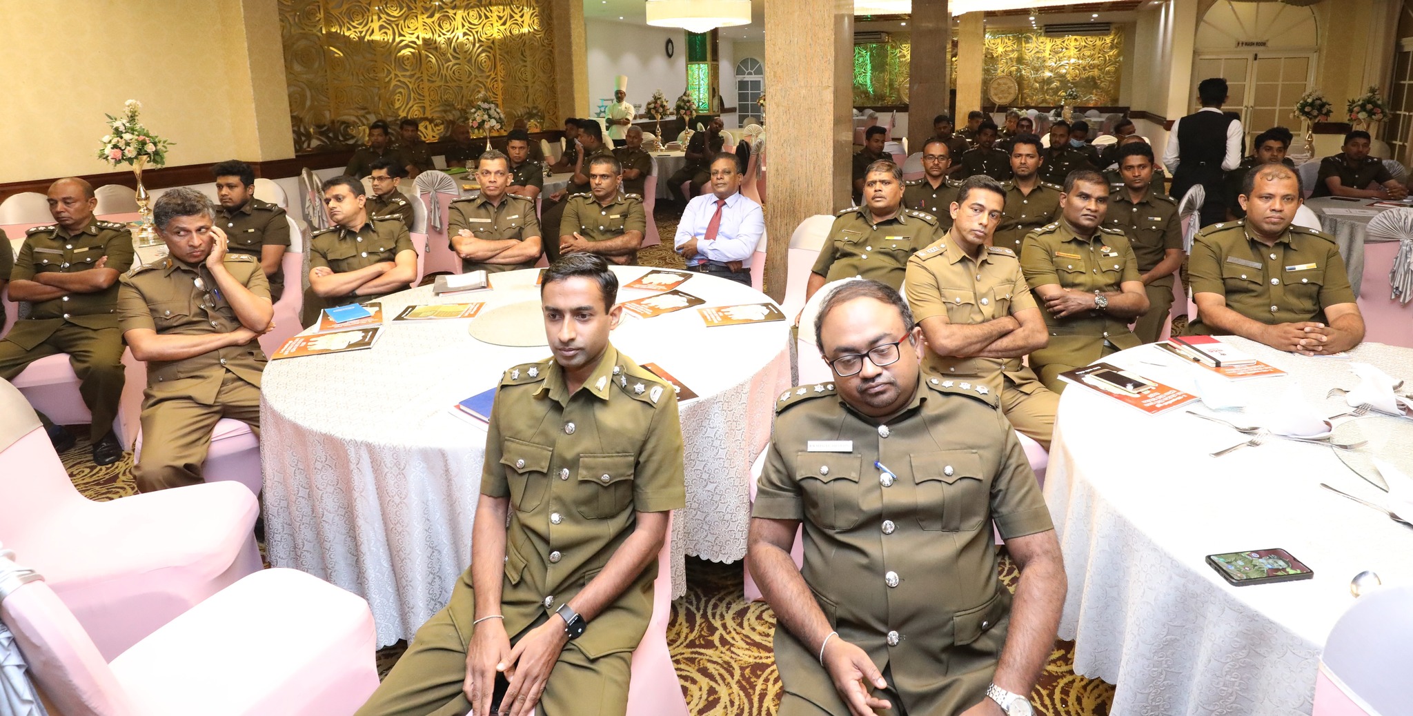 කොරෝනා වසංගත තත්ත්වය හමුවේ අඛණ්ඩව ක්රියා කළ මධ්යම පළාතේ මහජන සෞඛ්ය පරීක්ෂකවරුන් ඇගයේ.