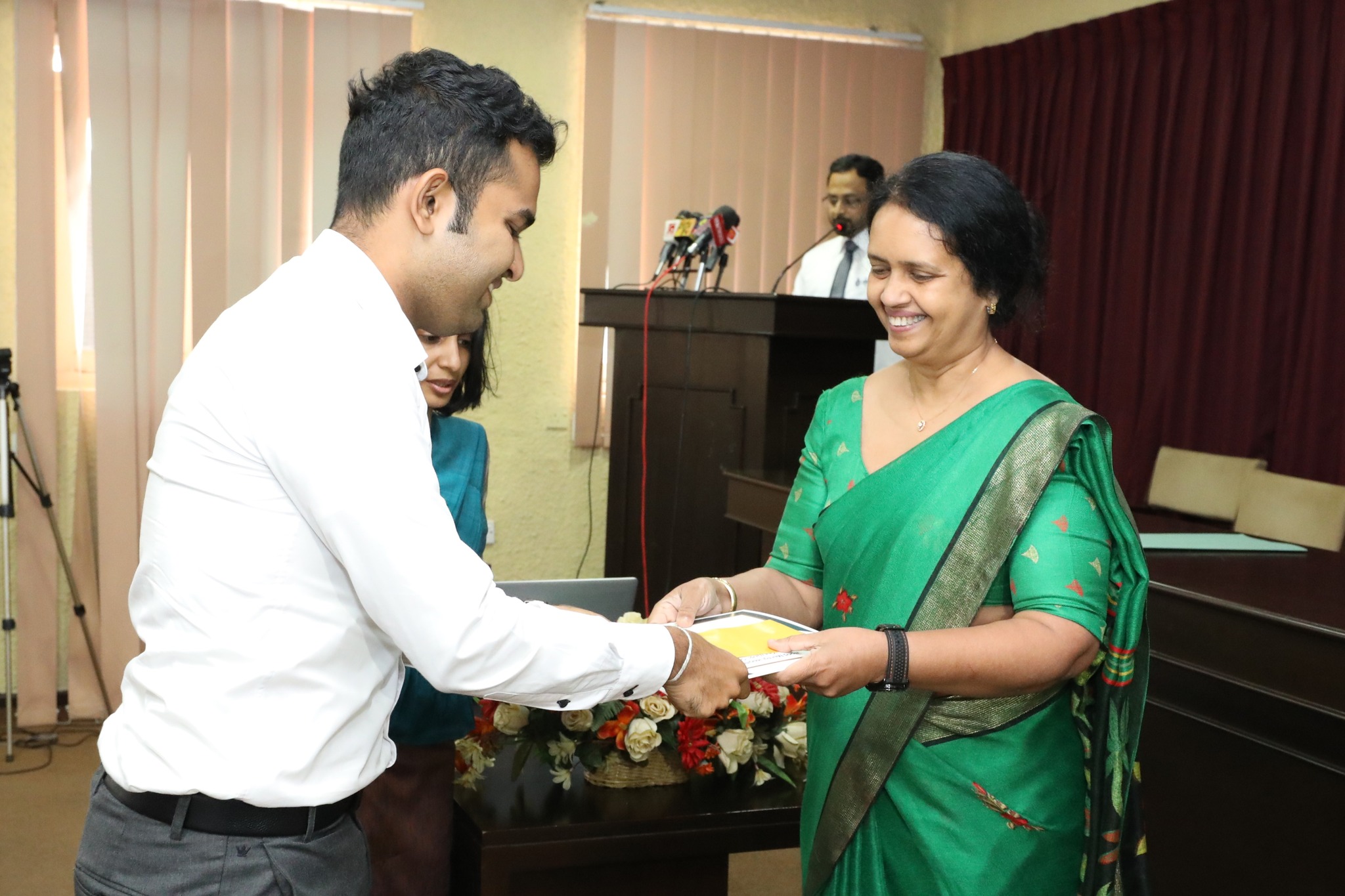 ලෝක මානසික සෞඛ්යය දින සැමරුම් වැඩසටහනට සමගාමිව මහනුවර ජාතික රෝහලේ දී.