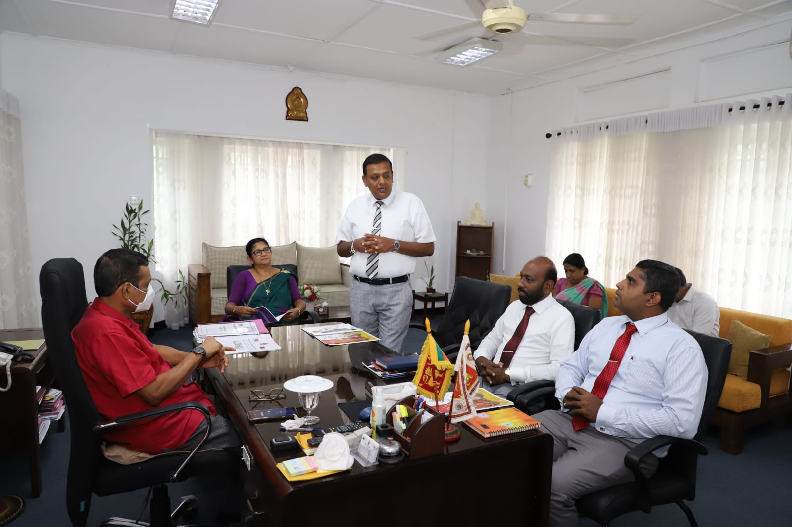 පාසල් දරුවන්ගේ කුසලතා හා පෝෂණය ඉහල නැංවීමට දීප ව්යාප්ත ව්යාපෘතියක් මධ්යම පළාතෙන් ඇරඹේ .
