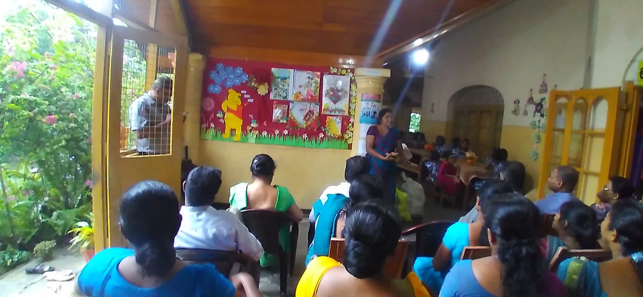 දිලිදුකම් පිටුදැකීමේ සතියට සමගාමිව පාතදුම්බරින් වැඩසටහන් රැසක් ක්රියාත්මක කෙරිණ.