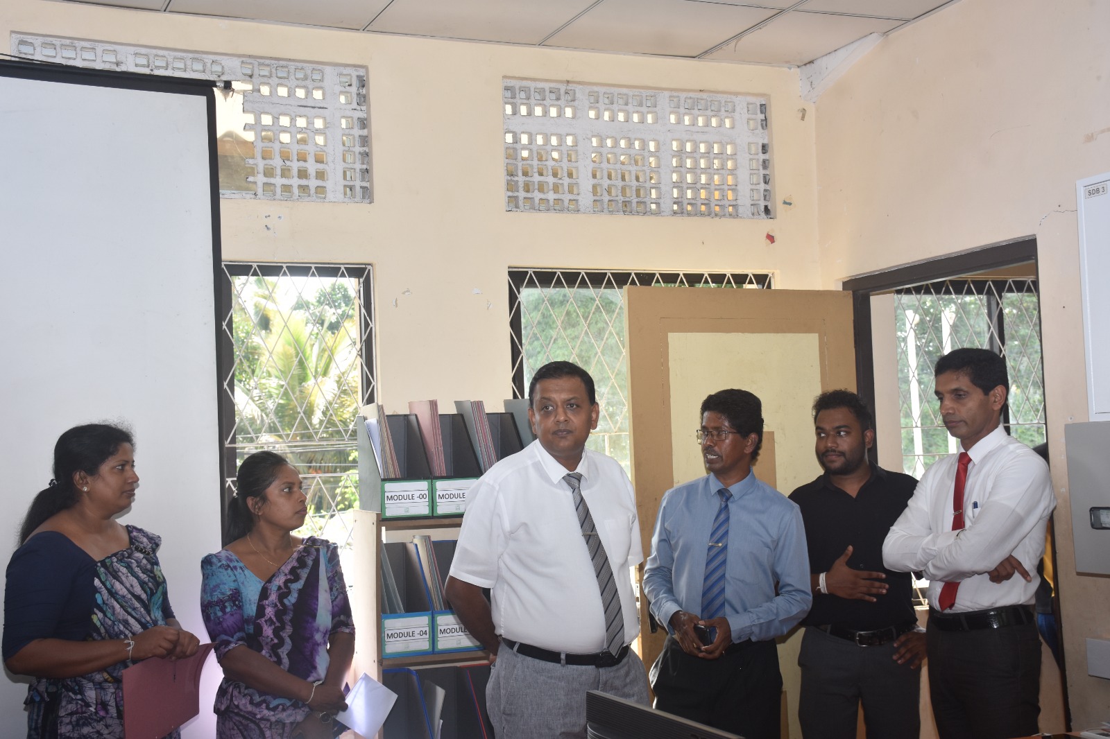 නැනෝදා වෘත්තීය අධ්යාපන මධ්යස්ථානය විශේෂ නිරීක්ෂණයකට.
