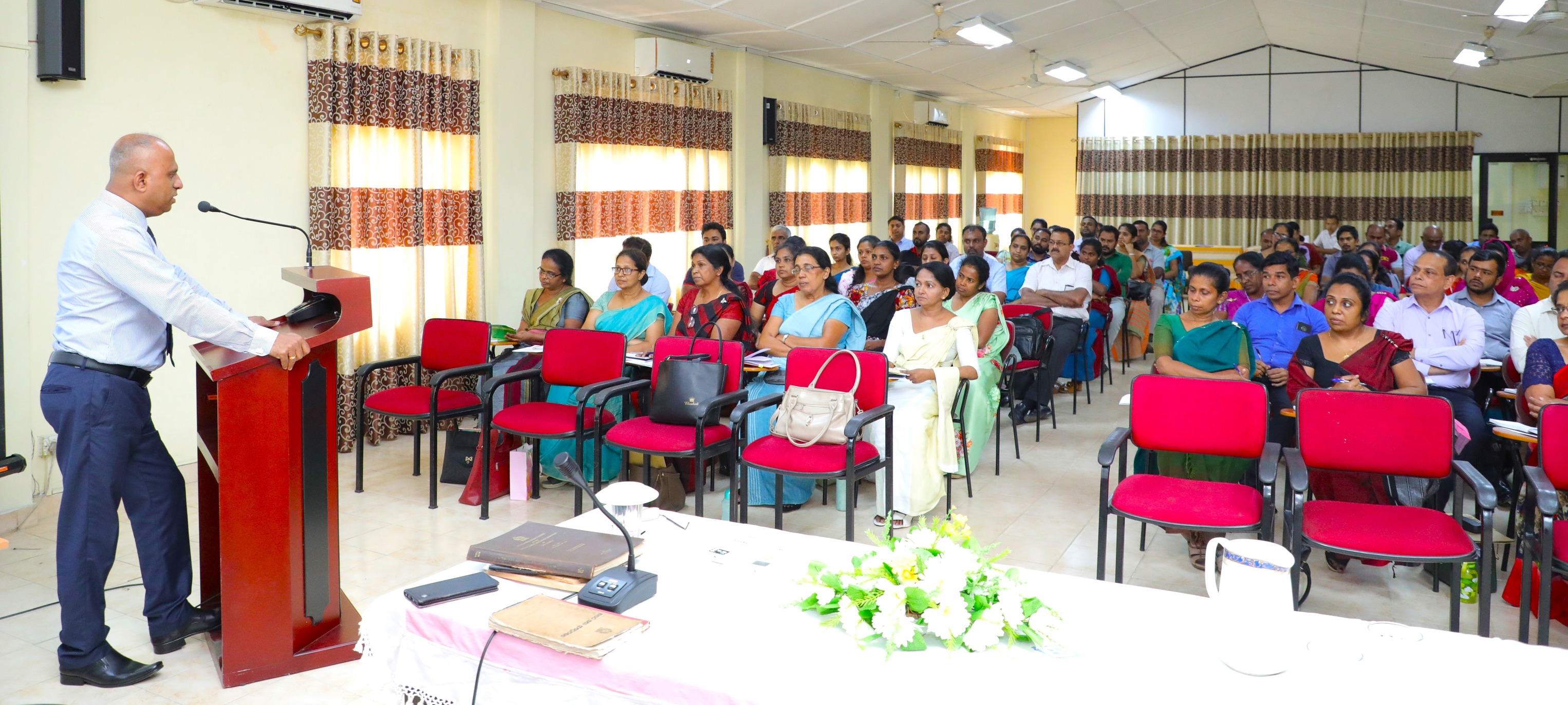 පළාත් පාලන ආයතනවල නෛතික කටයුතු පිළිබඳව පුහුණුවක්..