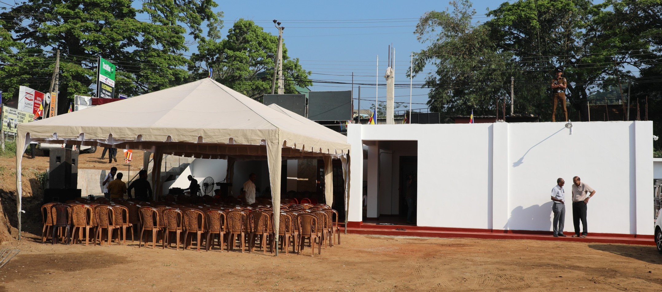 දිගන නගරයේ ඉදි කළ නව ජ්යෙෂ්ඨ පුරවැසි නිවාසය හා ළමා සුරැකුම් මධ්යස්ථානයේ පළමු අදියර විවෘත කිරීම හා එහි දෙවන අදියර සඳහා මුල්ගල් තැබේ.