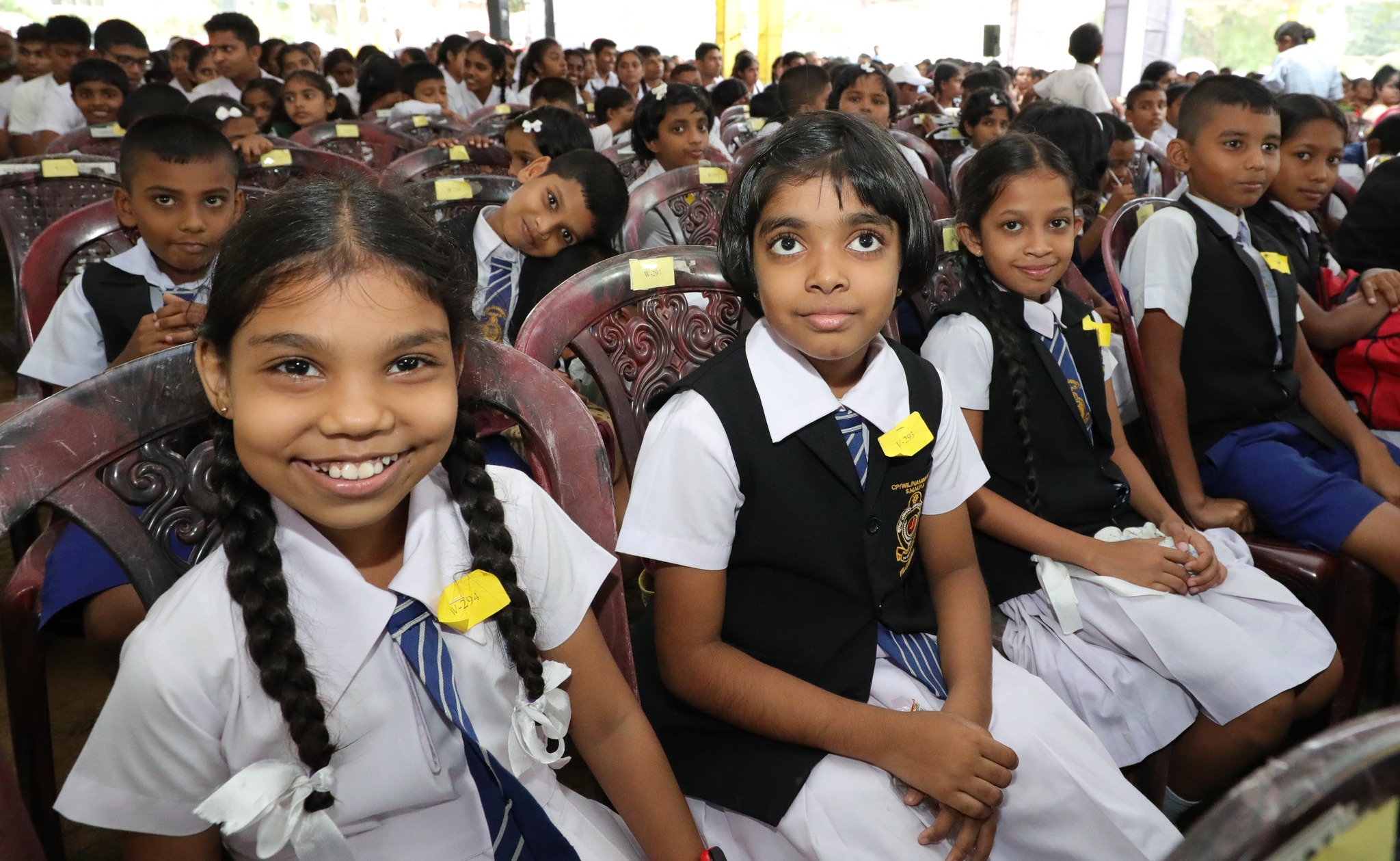 දැයේ දරුවන්ට ජනාධිපති අරමුදලෙන් ලබාදෙන ශිෂ්යත්ව මාතලේ දිස්ත්රික්කයේ දරුවන්ටත් බෙදා දෙයි.