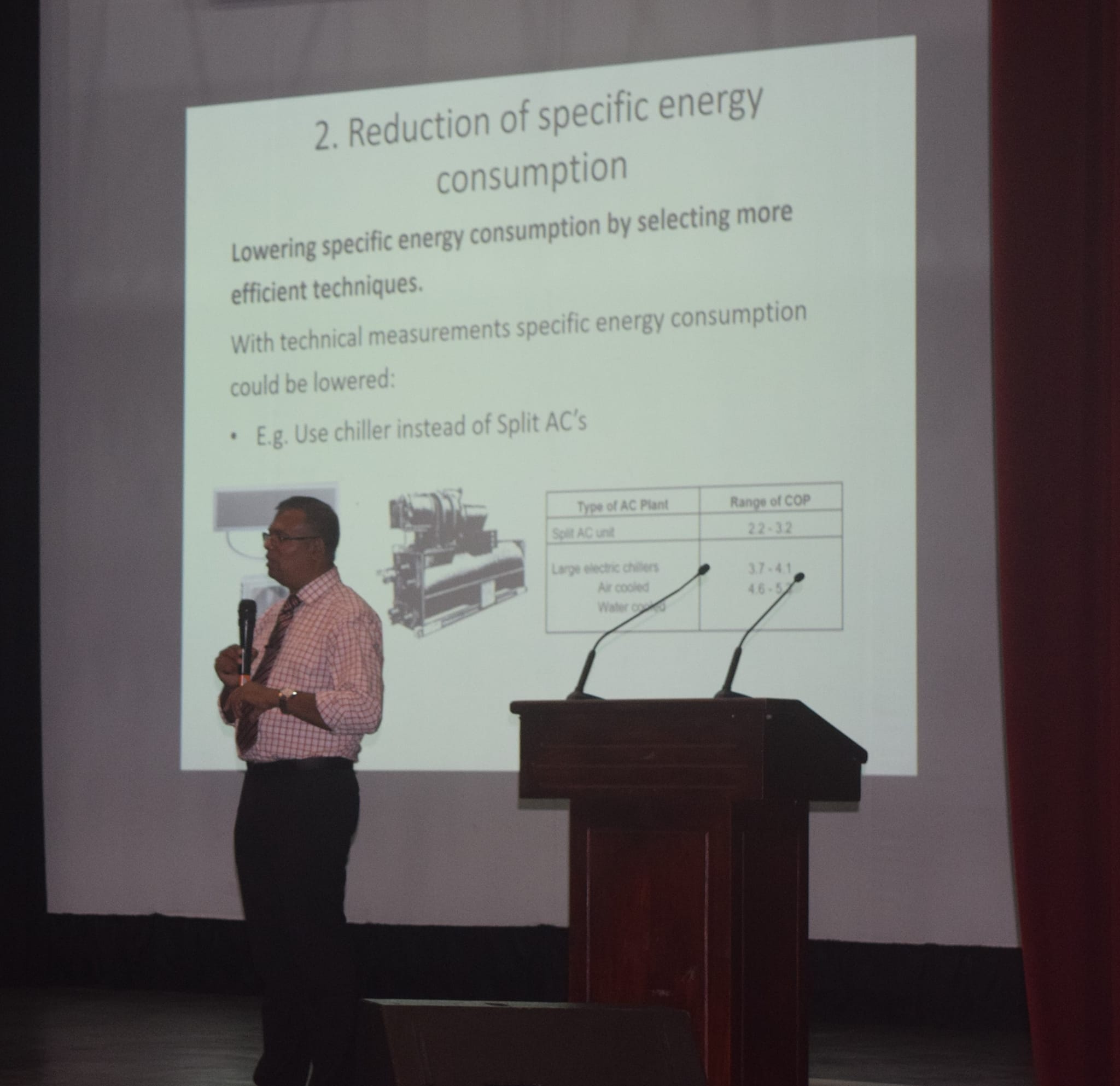 බලශක්ති කළමනාකරුවන් දැනුවත් කිරීමේ වැඩසටහනක් පළාත් මාර්ග අමාත්යාංශයෙන්.
