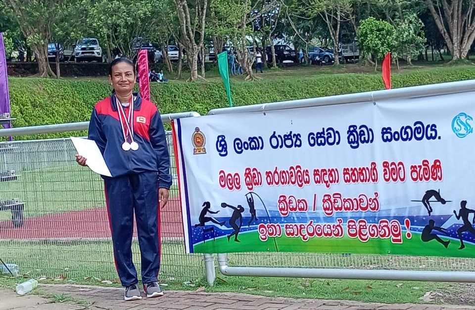 රාජ්ය සේවා මලල ක්රීඩා තරගාවලියේ දී ඔනිකාට පදක්කම් ද්විත්වයක්