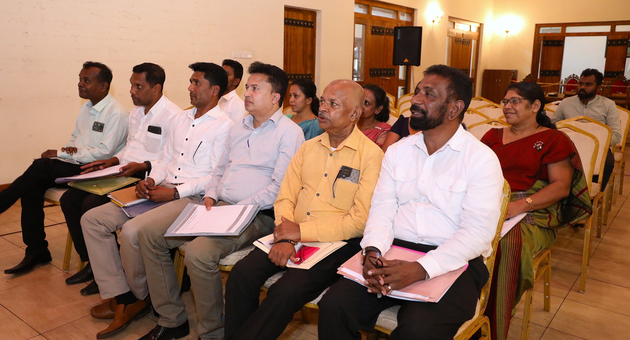 නුවරඑලිය දිස්ත්රික් පළාත් පාලන ආයතනවල ප්රගති සමාලෝචනය හා ගැටළු සාකච්ඡාව.