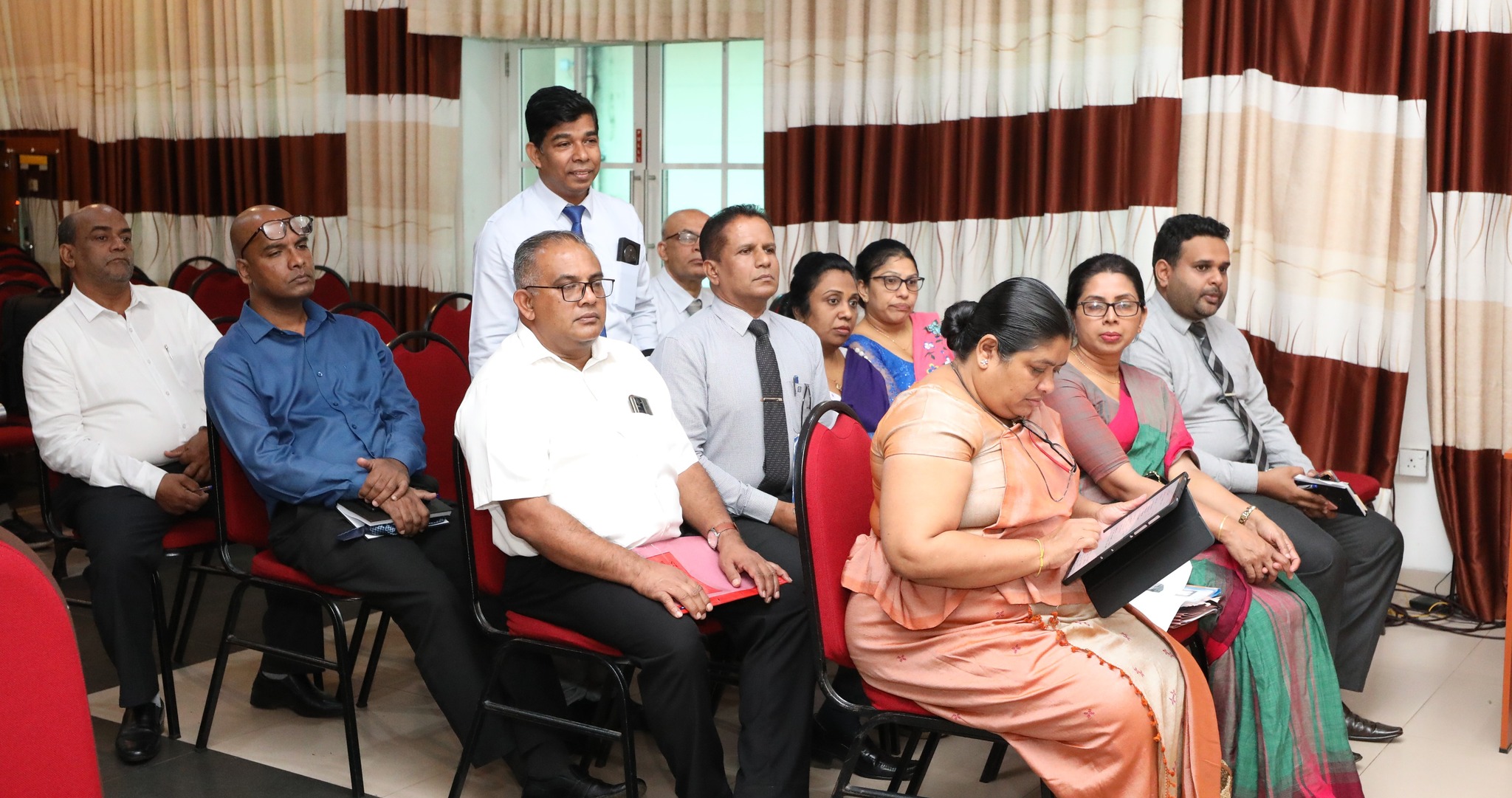 “පිරිසිදු පරිසරයක් - ලස්සන මැදරටක්”