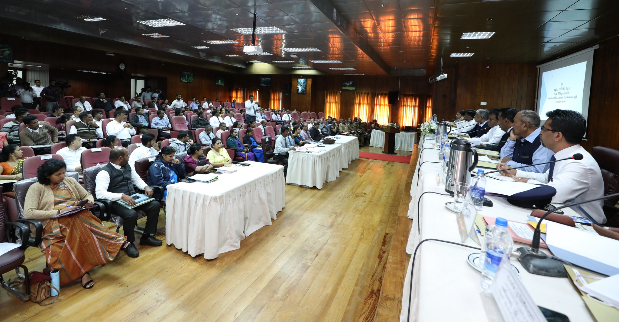 නුවරඑළිය දිස්ත්රික් සම්බන්ධිකරණ කමිටු රැස්වීම.