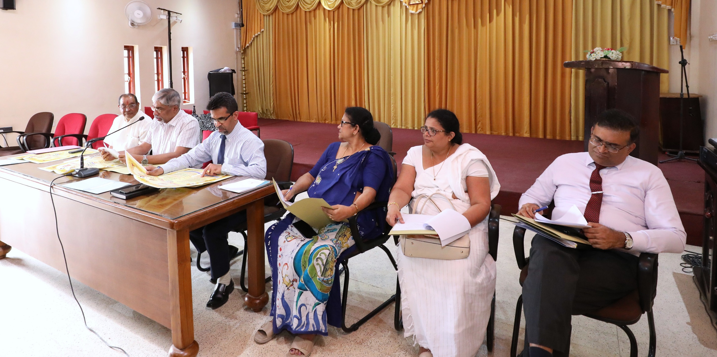 කටුකැලේ ශ්රී සෙල්වවිනයාගර් ඝණදෙවි කෝවිලේ වාර්ෂික පංචරථ භවනි තේරු මහෝත්සවය