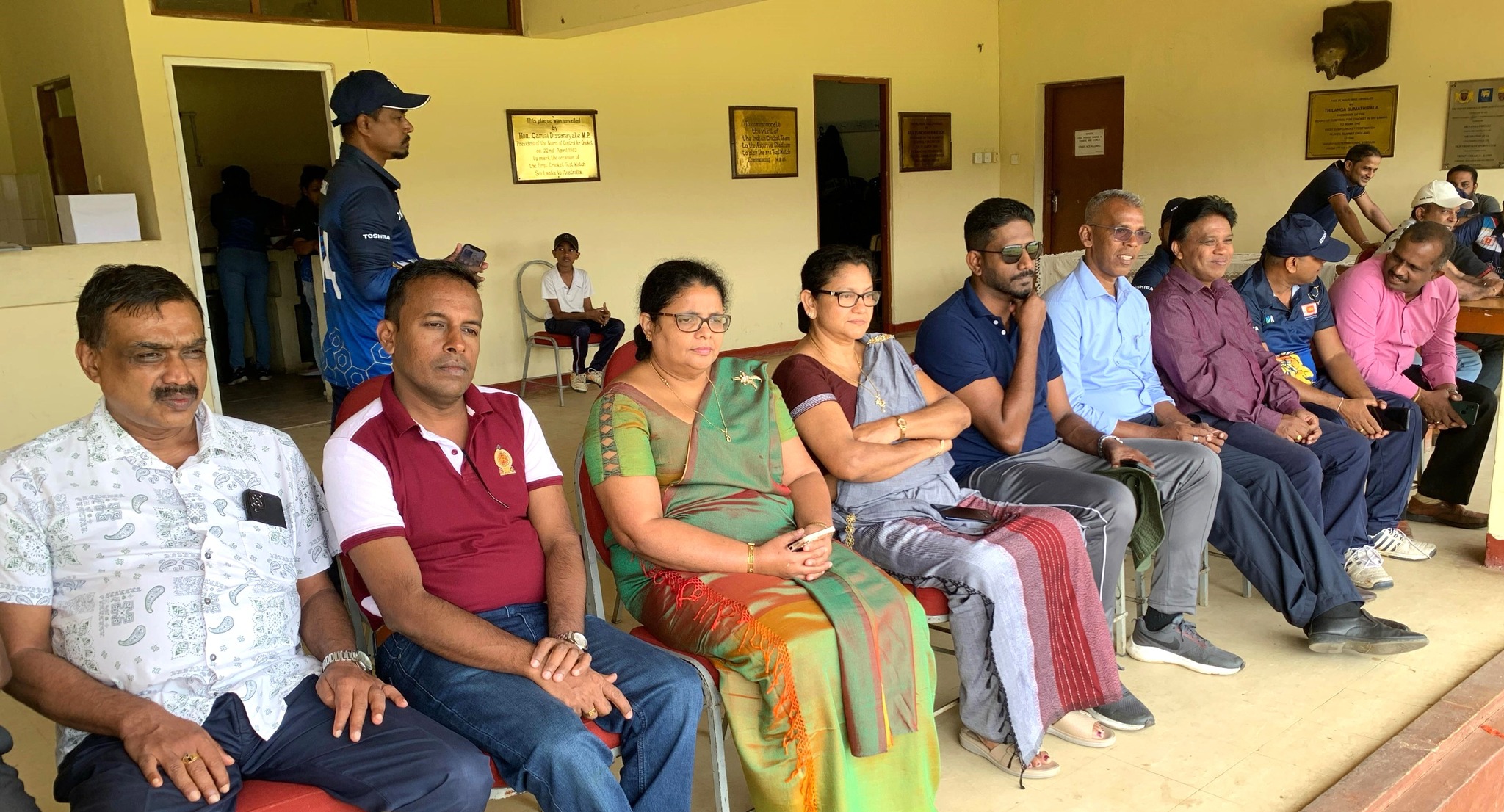 මධ්යම පළාත් අධ්යාපන අධ්යක්ෂ අභියෝගතා කුසලාන දීප ව්යාප්ත රාජ්ය සේවා සැහැල්ලු පන්දු ක්රිකට් තරගාවලිය