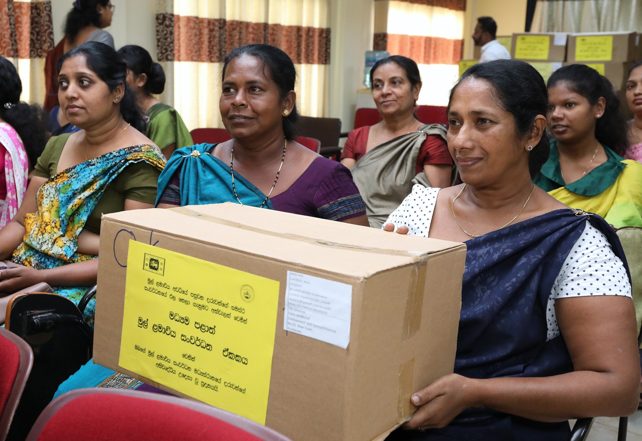 මධ්යම පළාතේ පෙර පාසල්වලට නව ඉගෙනුම් කට්ටල