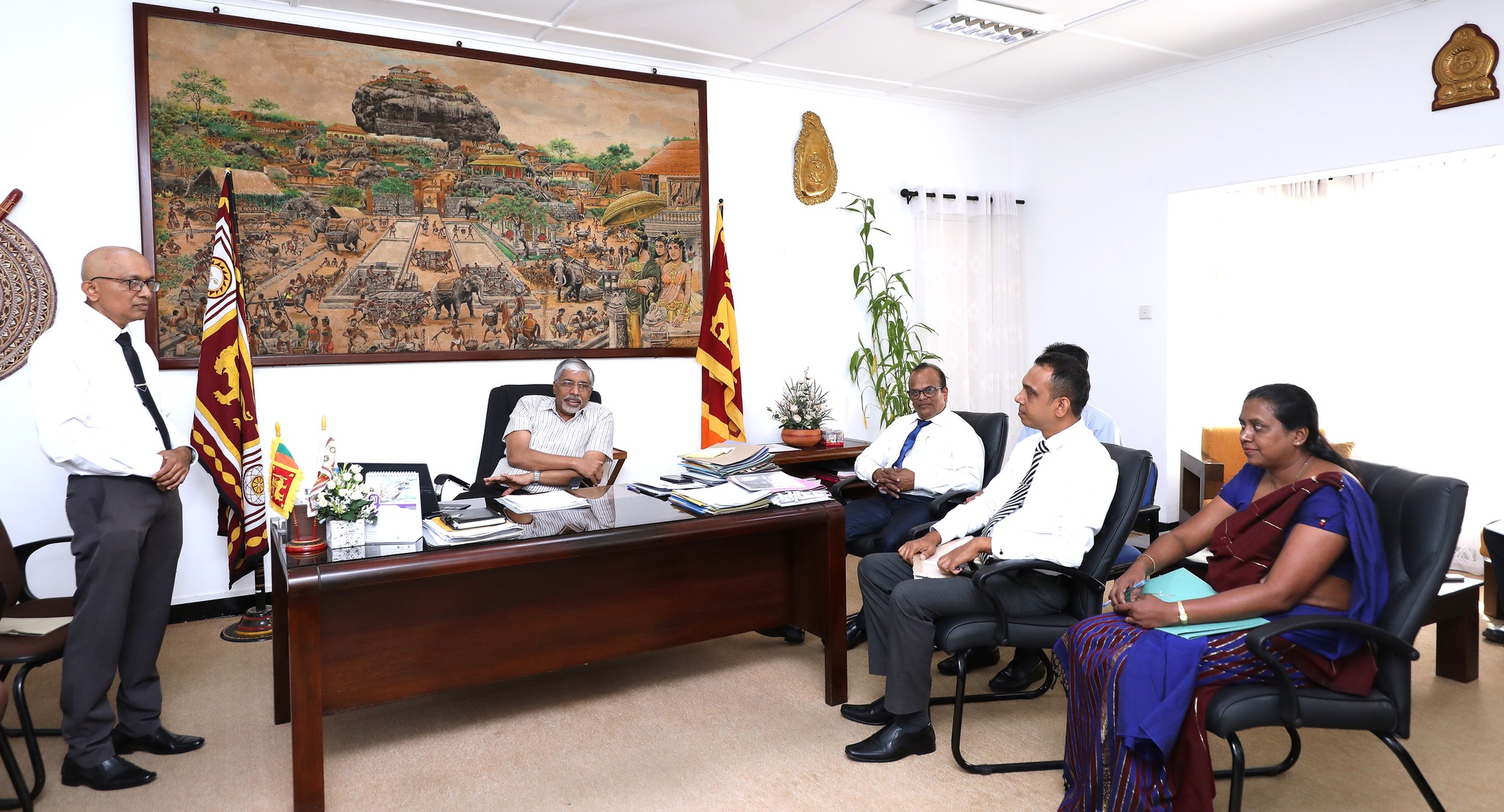 මැදරට ඉඩම් ඔප්පු තොරතුරු මාර්ගගත ක්රමයට ලියා පදිංචි කිරිමට පියවර.