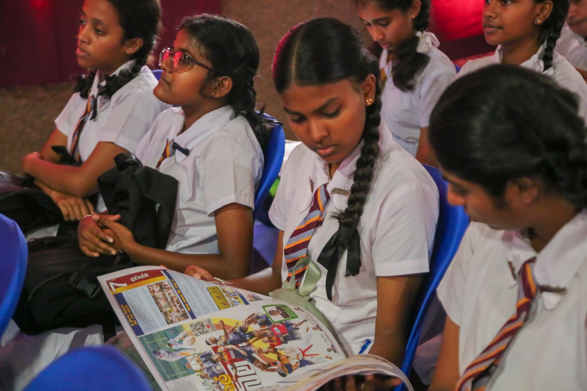 සුමංගල විද්‍යාලයේ නිල මුද්‍රිත පුවත්පත ‘සුමංගලාභිමානි’ එළිදකි.