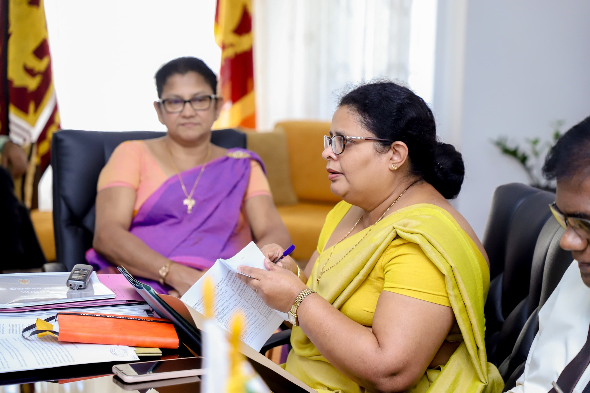 මධ්‍යම පළාතේ පාසල්වල ගුරු ස්ථාන මාරුවීම්  හා උපාධි ගුරු  පත්වීම් සම්බන්ධ සාකච්ඡාවක් 