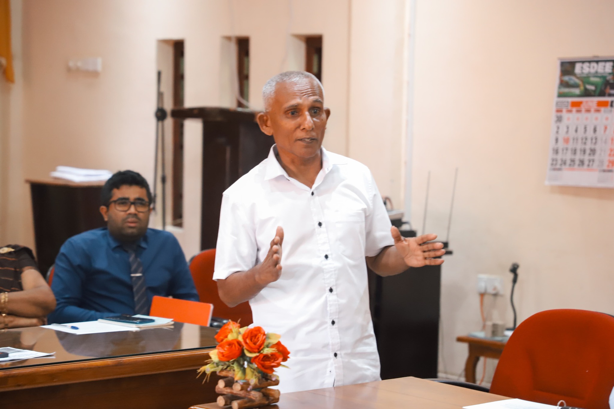 මධ්‍යම කඳුකරයේ තේ වතු ආශ්‍රිතව සිදුවන බඹර ප්‍රහාරයන්  වැළැක්වීම සඳහා ප්‍රායෝගික වැඩසටහනක් ක්‍රියාත්මක කිරීම සම්බන්ධයෙන් සාකච්ඡාවක්