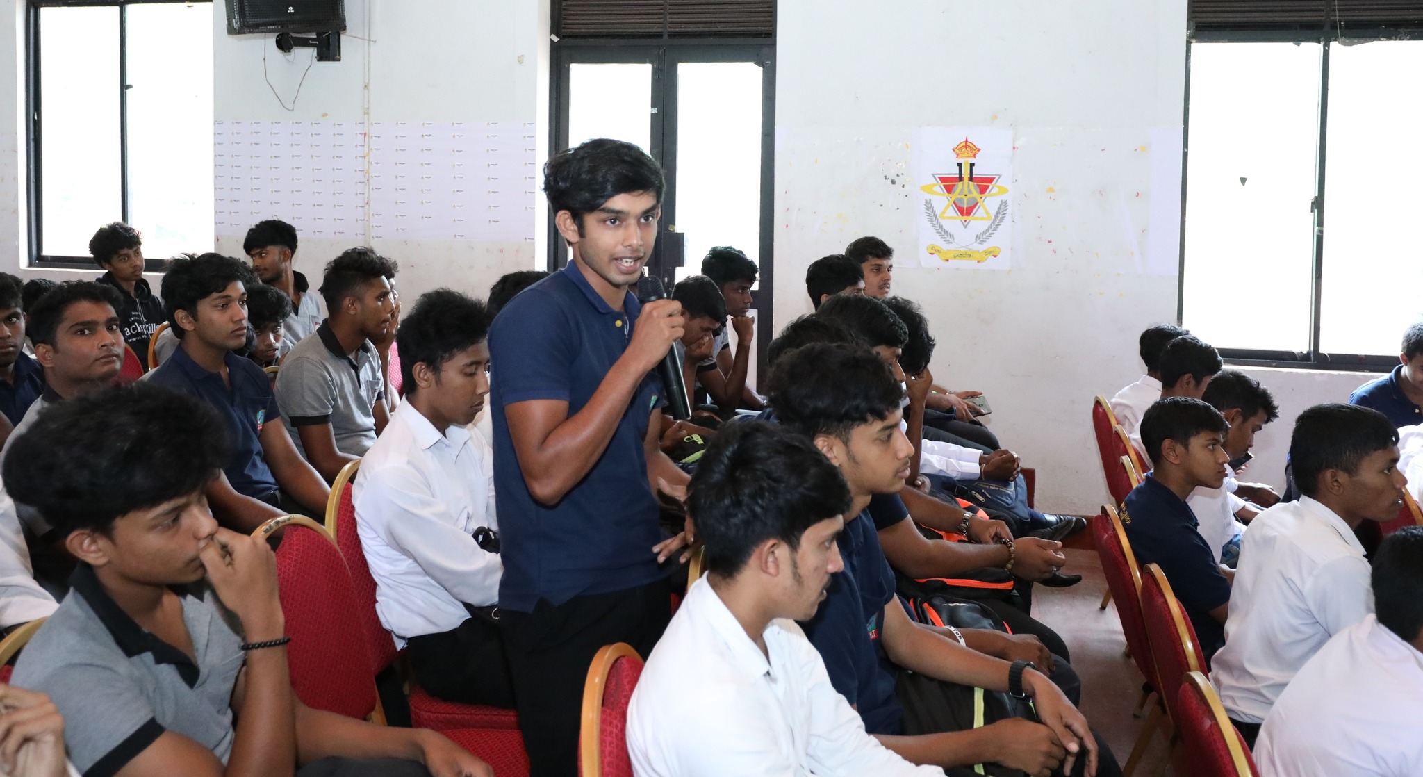 නිවාස ඉදිකිරීම් සඳහා නව නිපැයුම් තරගාවලිය පිළිබඳ  මාතලේ  සිසුන් දැනුවත් කෙරේ