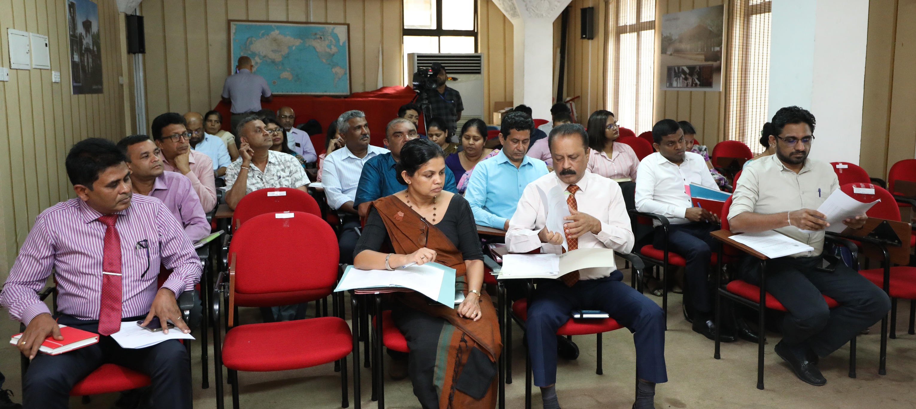 මහනුවර බහුවිධ ප්‍රවාහන පර්යන්ත සංවර්ධන ව්‍යාපෘතිය ප්‍රගතිය විමසුමට