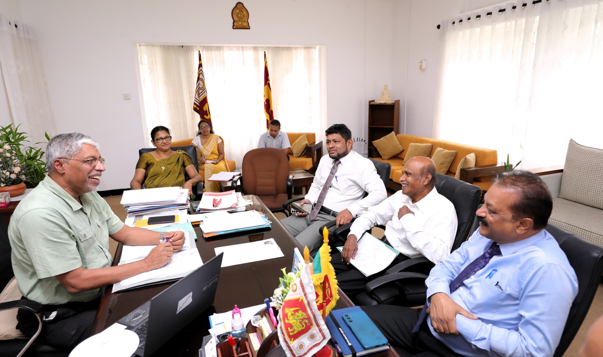 කුණ්ඩසාලේ නව නගරයේ මාර්ග සම්බන්ධයෙන් සාකච්ඡාවක් 