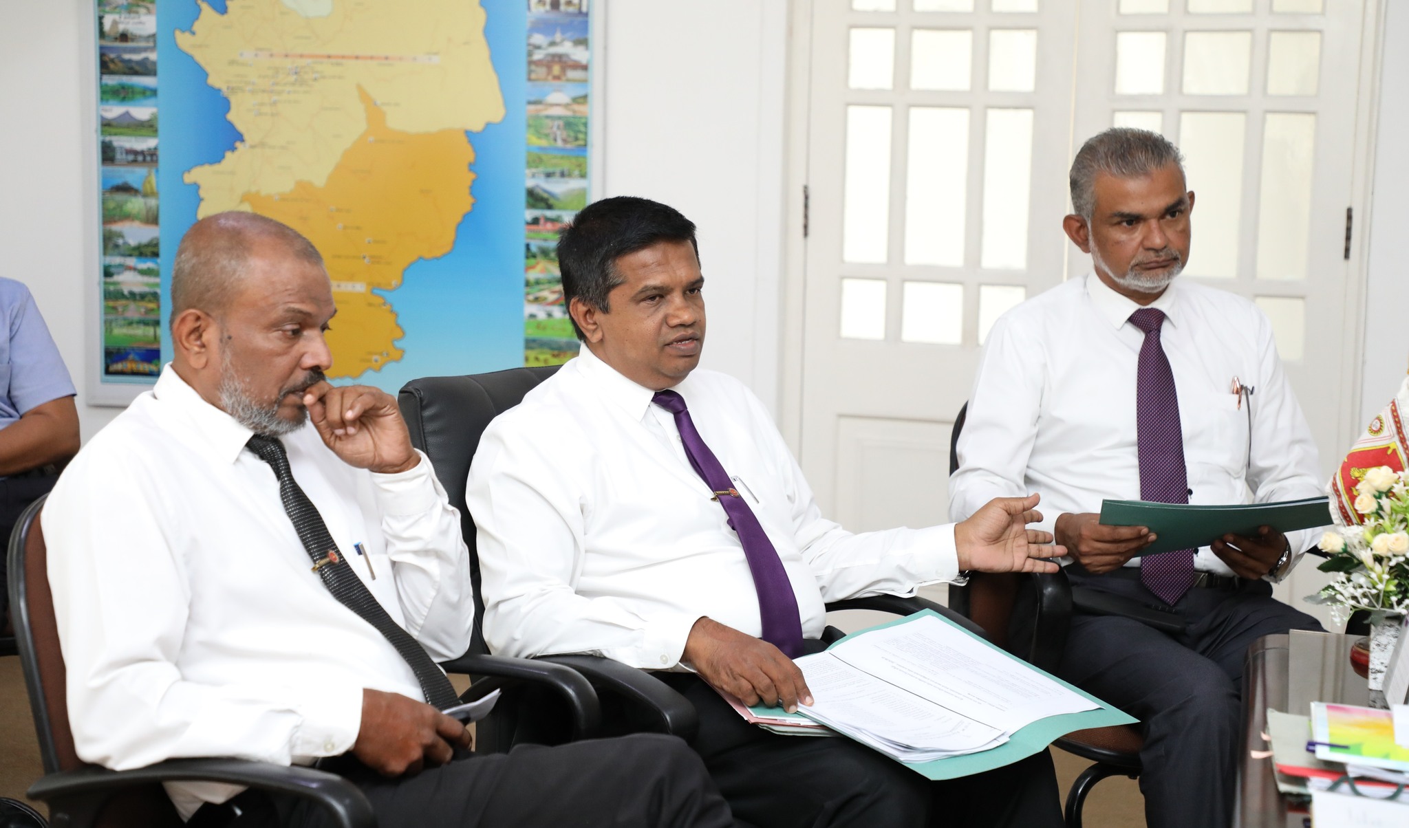 අධ්‍යාපන පරිපාලන සේවයේ මධ්‍යම පළාතේ වෘත්තීය ගැටළු සාකච්ඡාවට