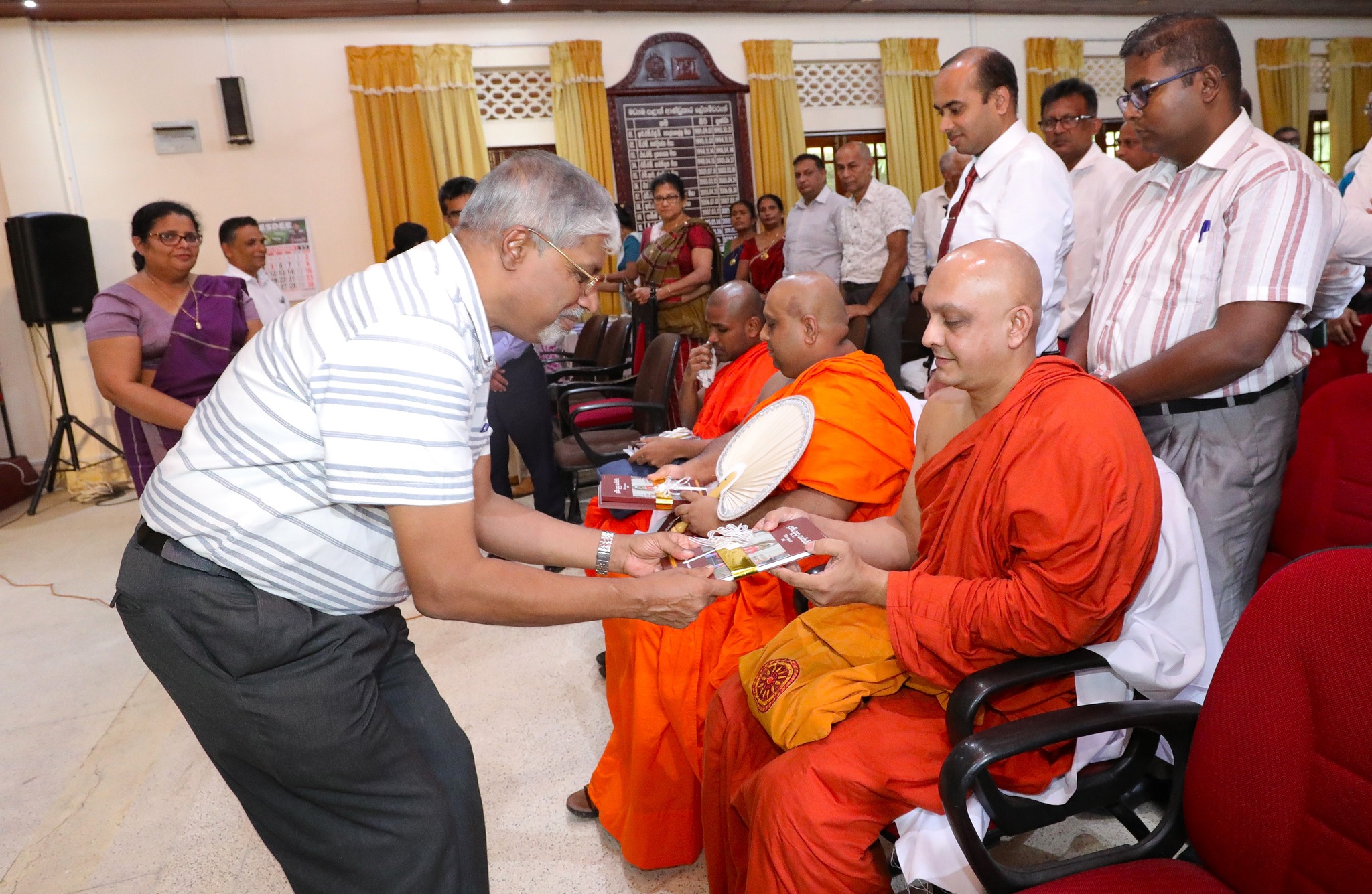  "පුජනිය දළදා සංස්කෘතිය" සහ "කන්ද උඩරට වලව්" ග්‍රන්ථවල නවතම කලාප එළිදකී