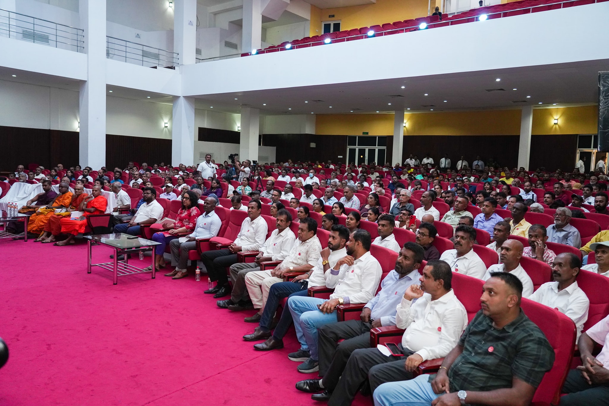 අධ්‍යාපන ප්‍රතිසංස්කරණ පිළිබඳ මධ්‍යම පළාත් රාජ්‍ය නිලධාරීන් සහ  මහජන නියෝජිතයින් දැනුවත් කිරීමේ වැඩසටහන