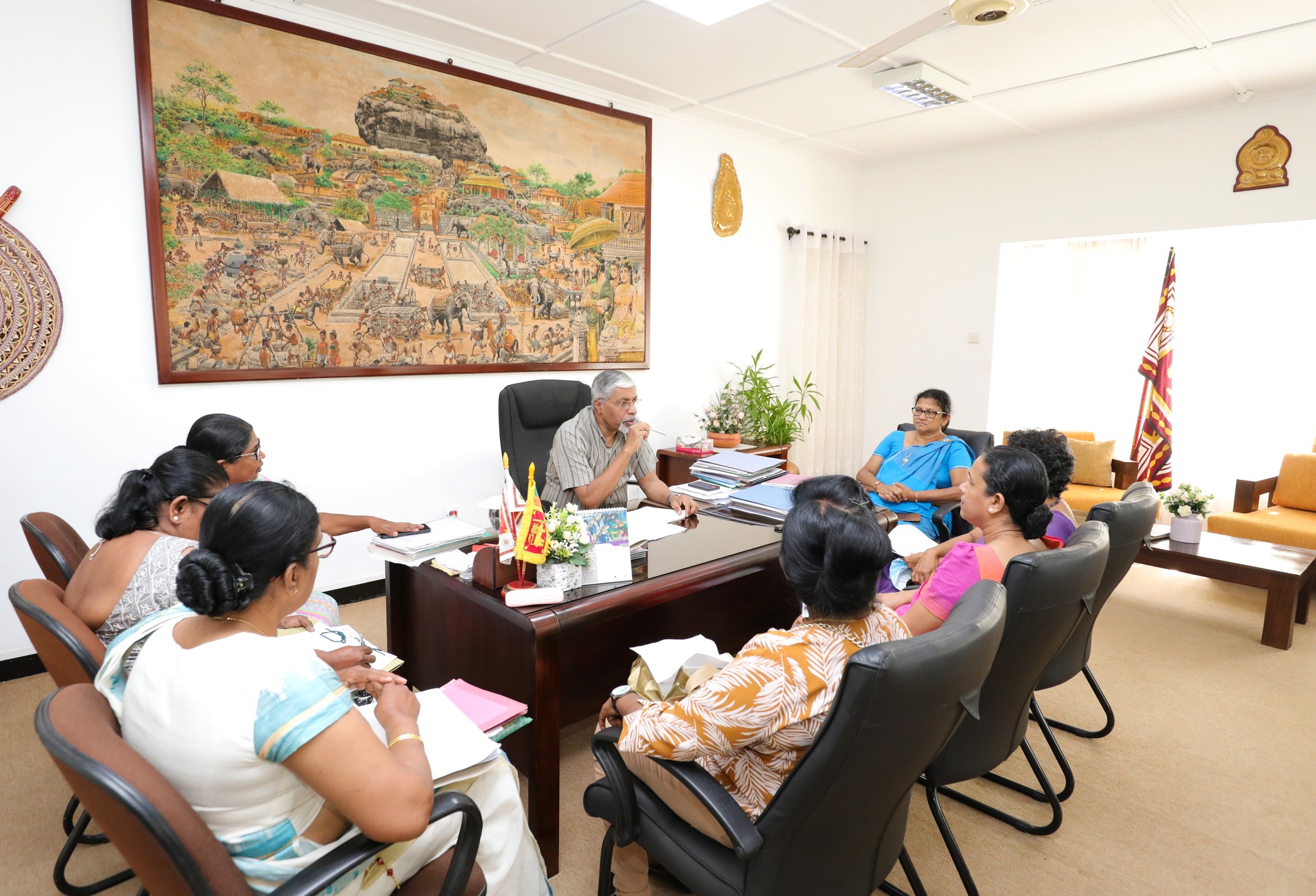 මධ්‍යම පළාත් පවුල් සෞඛ්‍ය සේවයේ පවතින ගැටලු සම්බන්ධයෙන් සාකච්ජාවක්