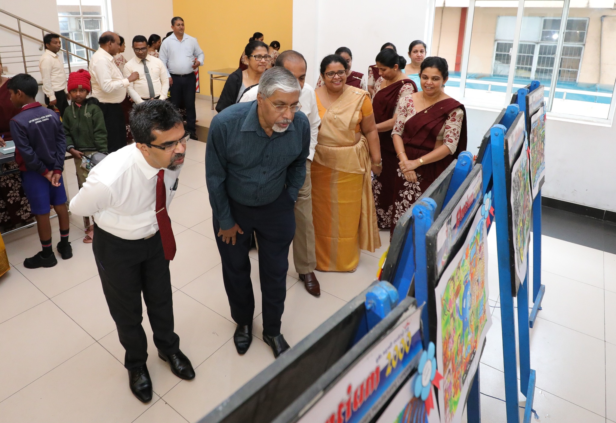 "ඊ අයිඩියාස් 2025" ජයග්‍රාහකයින් ඇගයේ