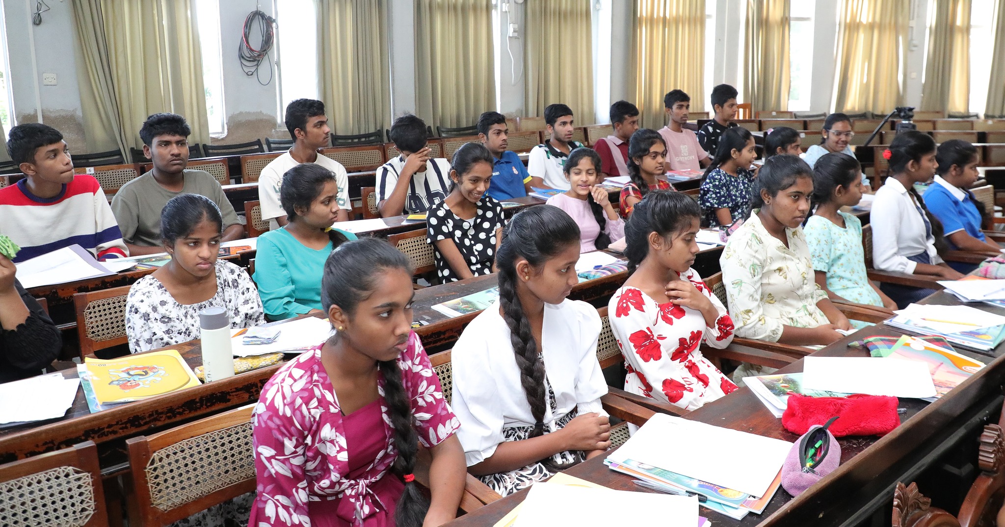 ආපදාවට ලක්වූ දරුවන්ගේ අධ්‍යාපනයේ ප්‍රගමනය වෙනුවෙන් පැවැත්වෙන  ඉගෙනුම් සවිය අධ්‍යාපන සත්කාරක වැඩසටහන 