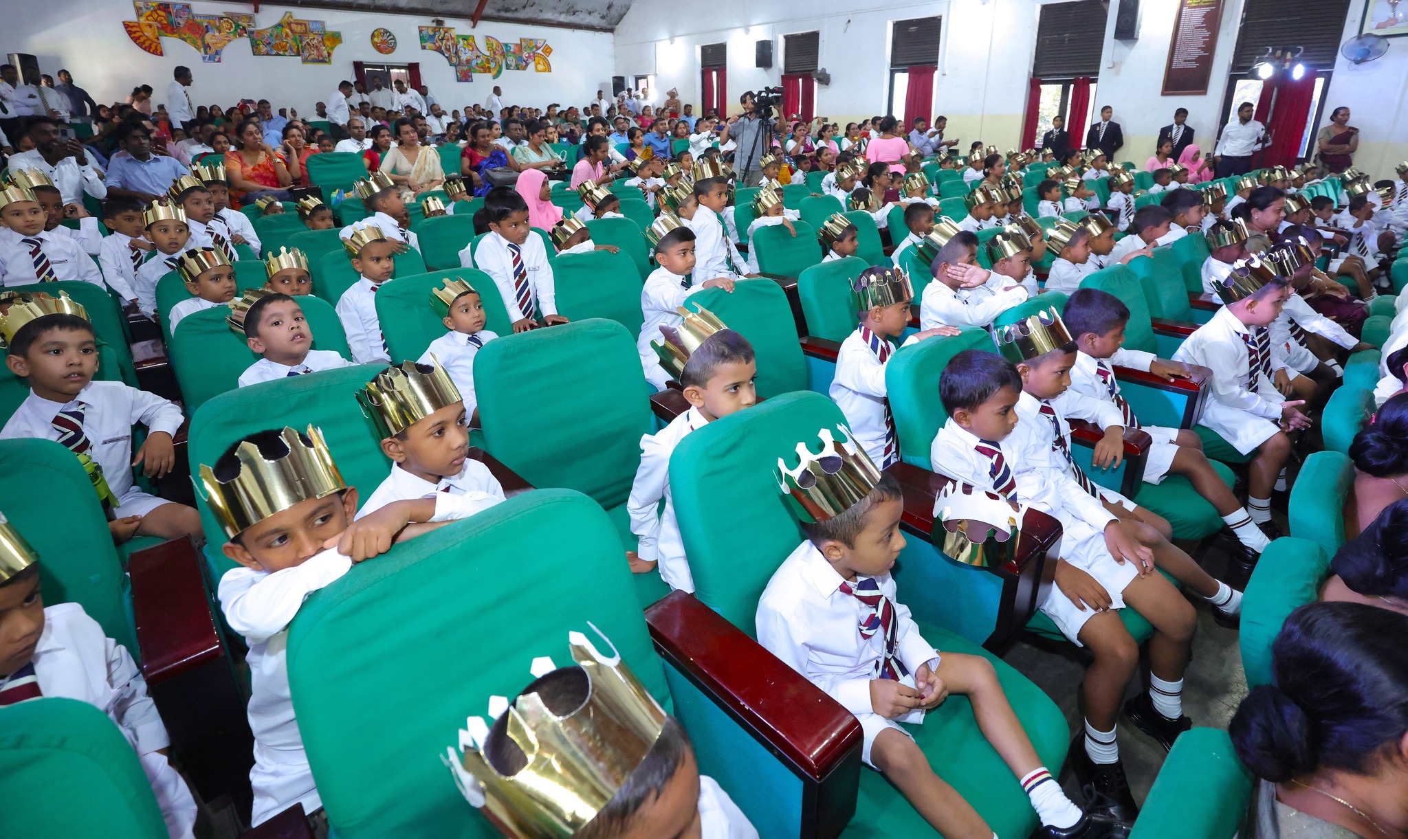 පළමු ශ්‍රේණියට සිසු දරුවන් ඇතුලත් කිරීමේ මධ්‍යම පළාත් උත්සවය