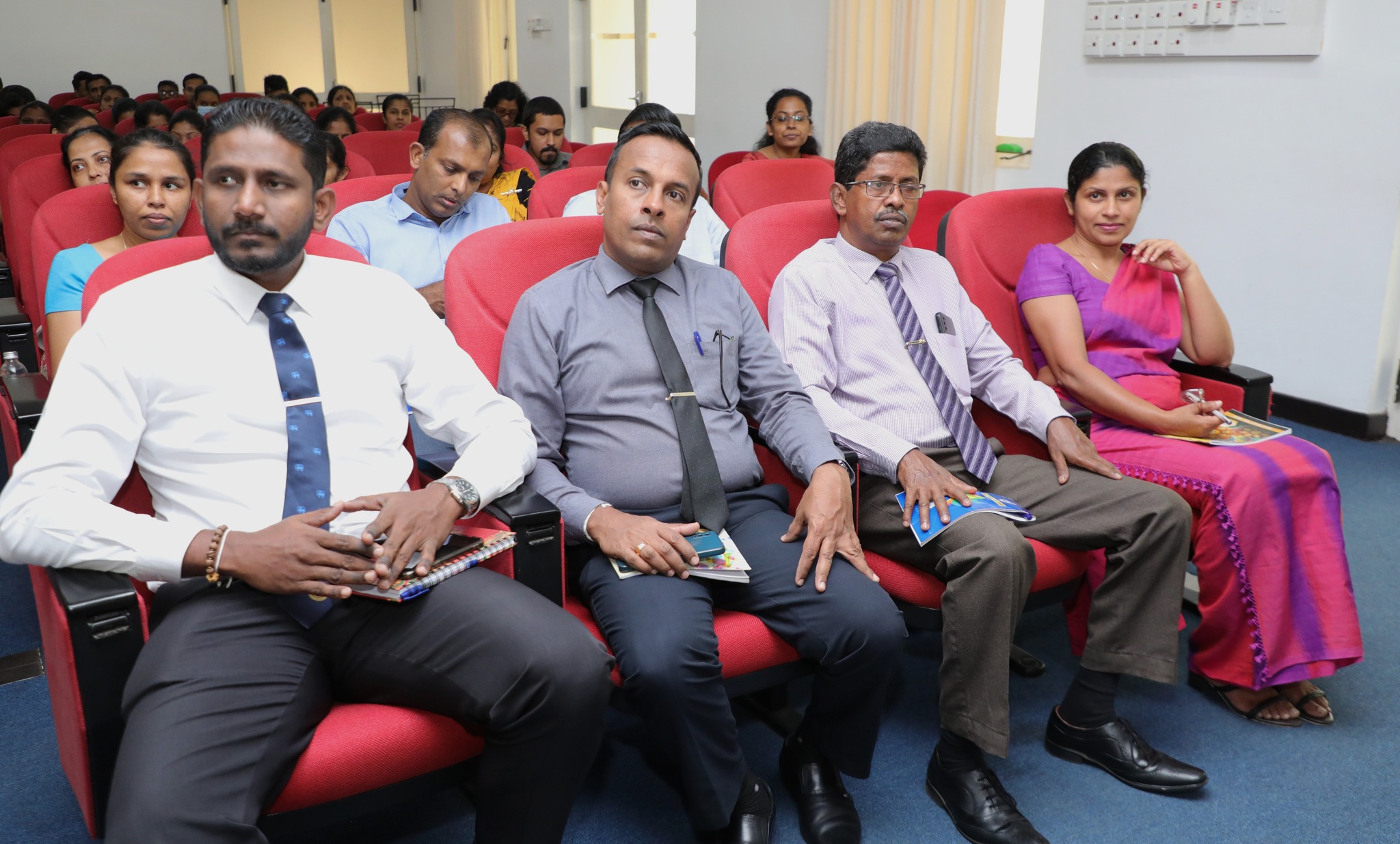 කාර්යක්ෂම හා නව තාක්ෂණික භාවිතයෙන්   මහජනතාවට වඩා සමීප  රාජ්‍ය සේවයක් ලබාදීම ඉලක්කගතව  ඵලදායීතා හා ආකල්ප සංවර්ධන පුහුණු වැඩමුළුවක් 