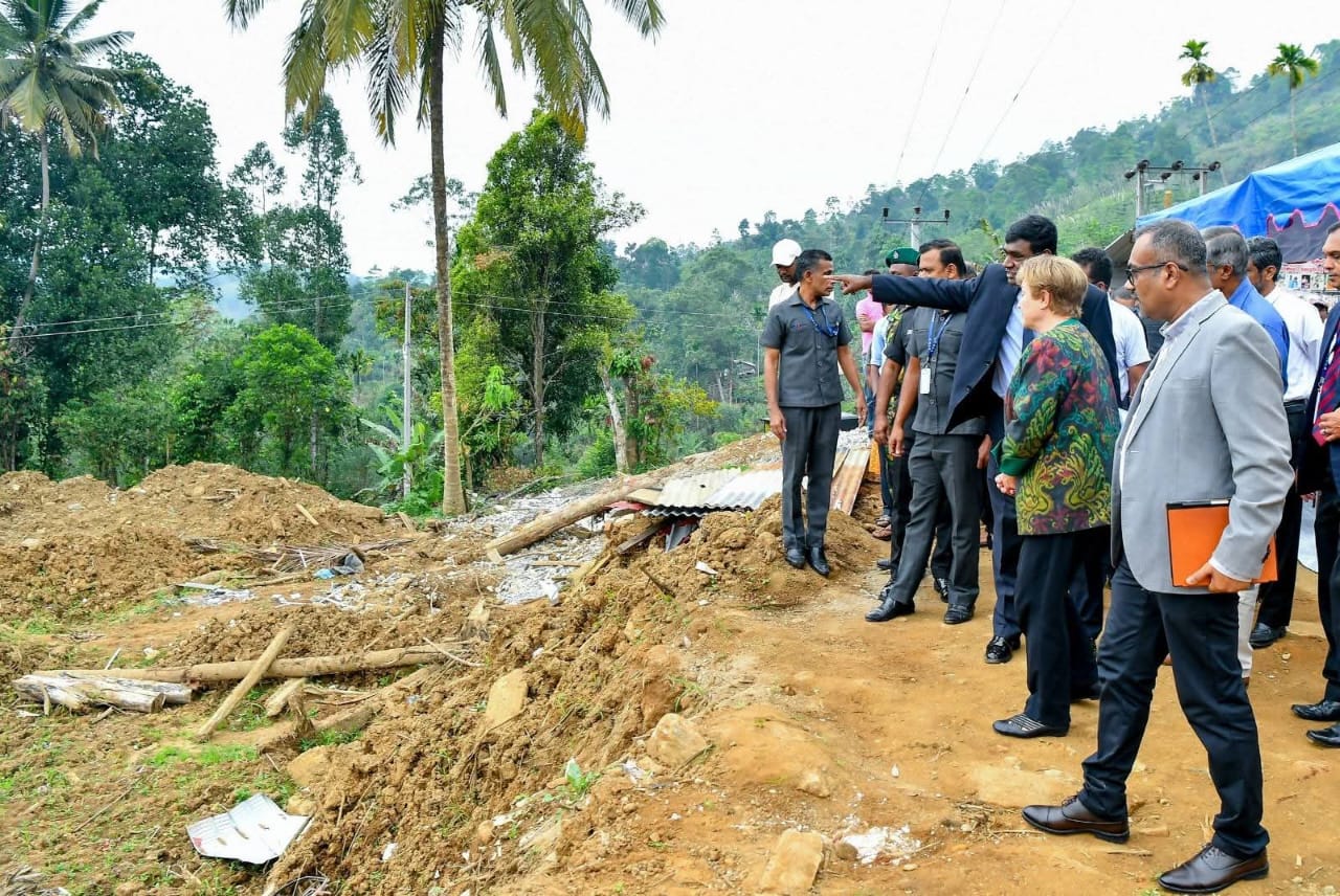 ජාත්‍යන්තර මූල්‍ය අරමුදලේ (IMF) කළමනාකාර අධ්‍යක්ෂිකාව දිට්වා සුළිකුණාටුව සමයේ නාය යාමට ලක්වූ ස්ථාන නිරීක්ෂණයට..