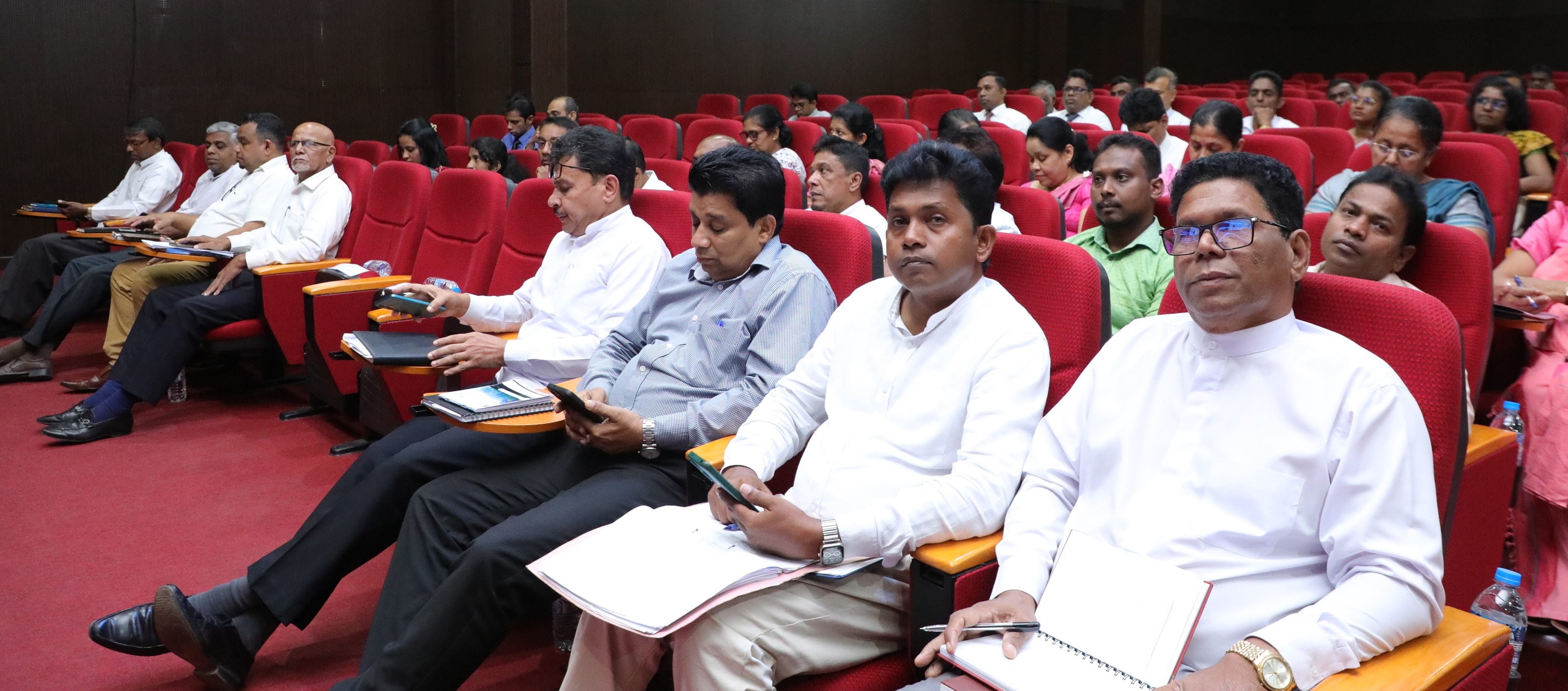 මාතලේ දිස්‍ත්‍රික් සම්බන්ධීකරණ කමිටු රැස්වේ