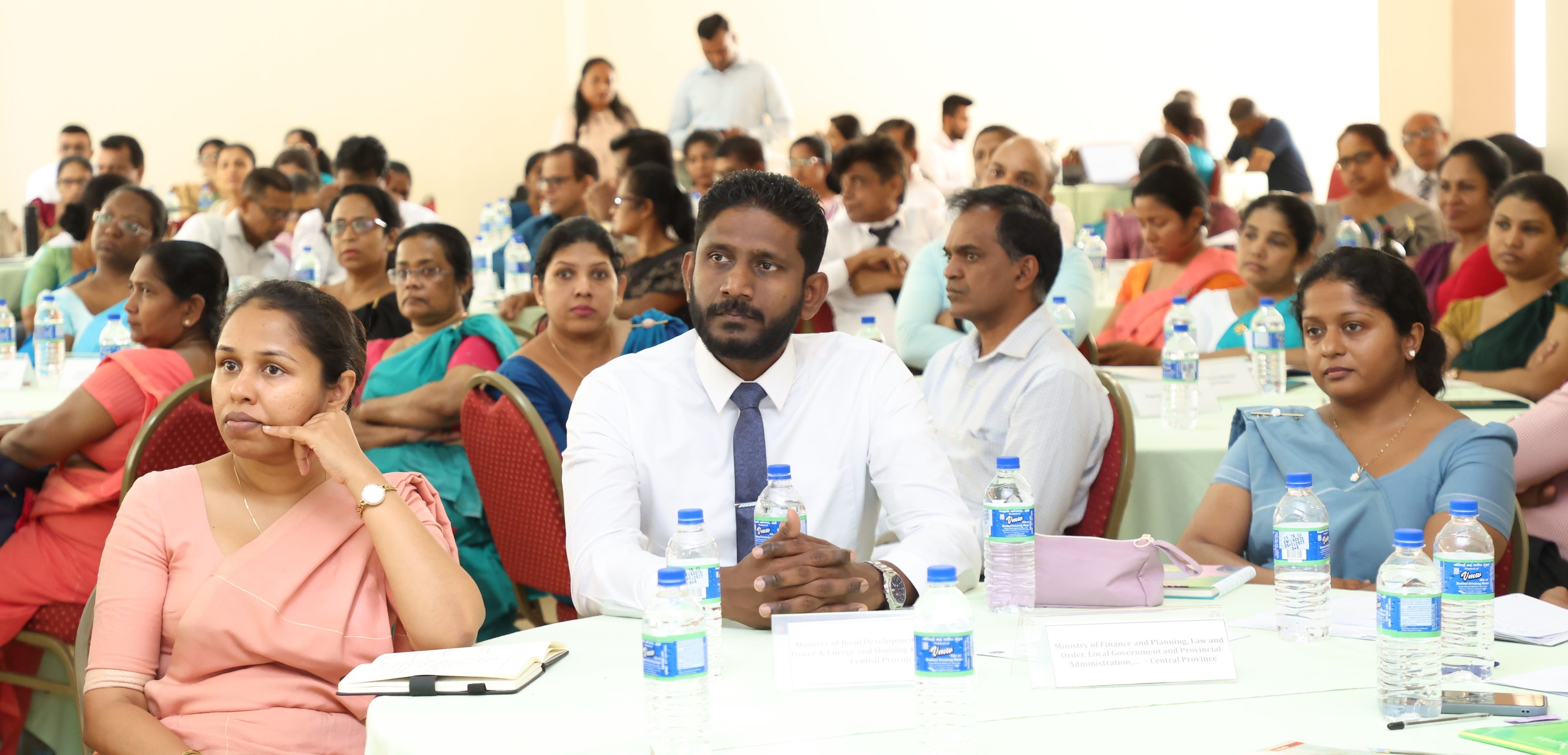 මධ්‍යම හා වයඹ අභ්‍යන්තර කටයුතු ඒකක බලගැන්වීමේ වැඩසටහනක්