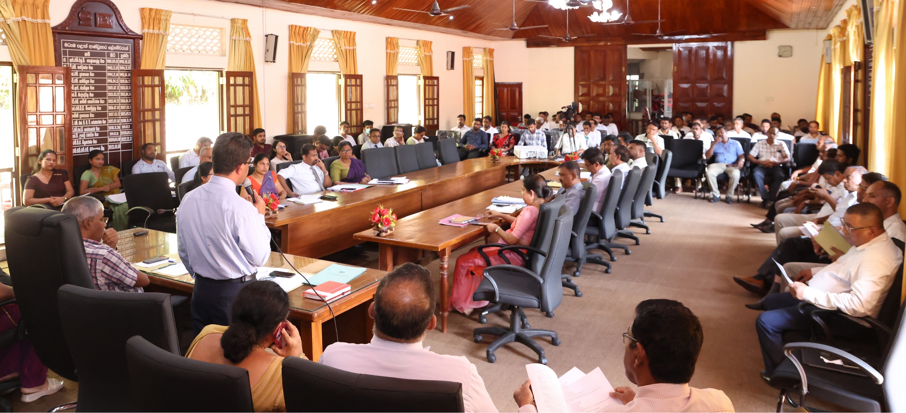 මධ්‍යම පළාතේ ඉදිකිරීම් ක්‍ෂේත්‍රය සම්බන්ධ සාකච්ඡාවක්